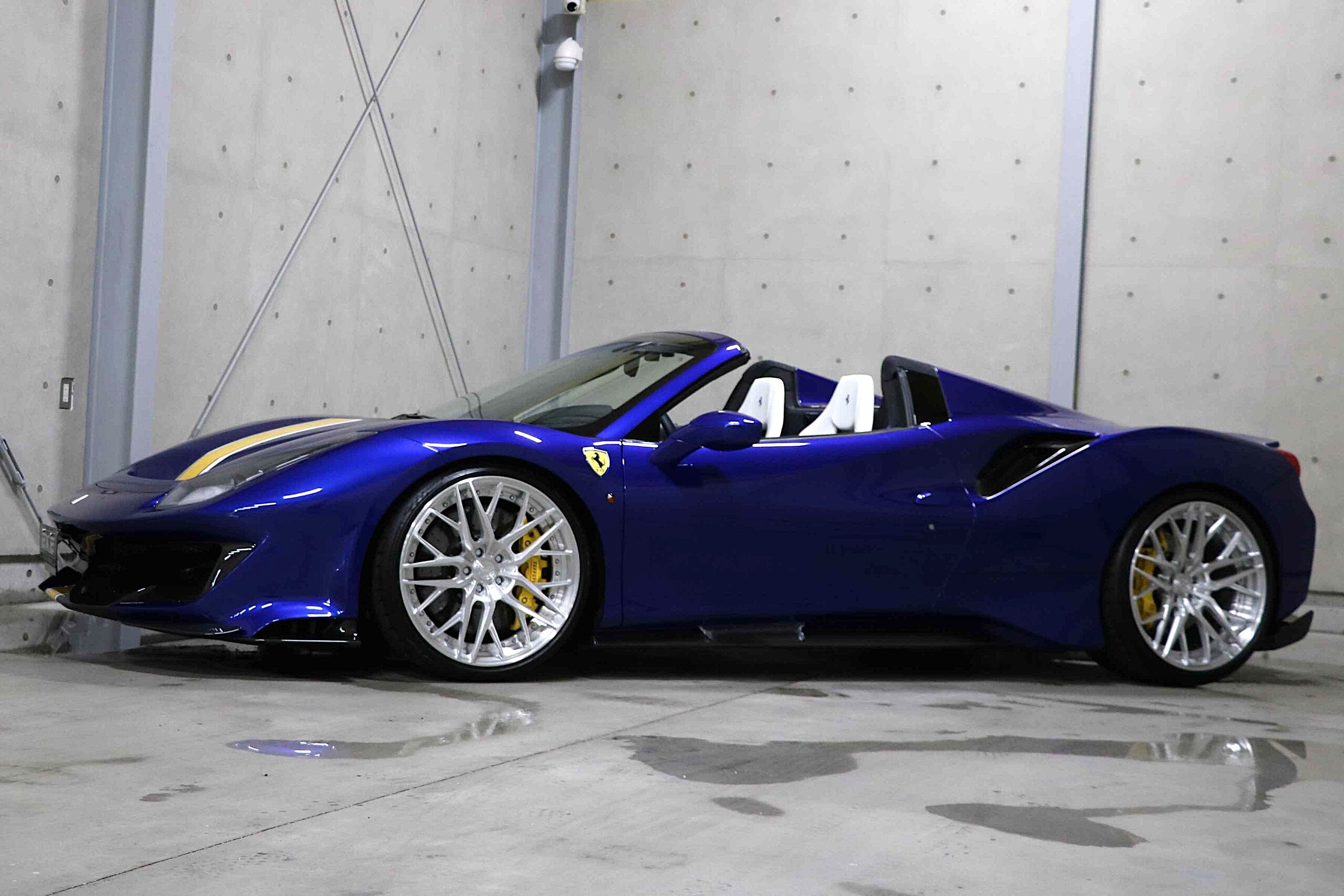 Ferrari 488 Pista Spider 2020 for sale from Japan - image 2
