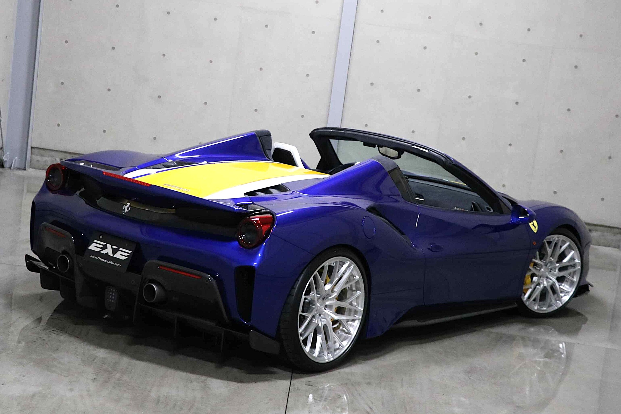 Ferrari 488 Pista Spider 2020 for sale from Japan - image 3