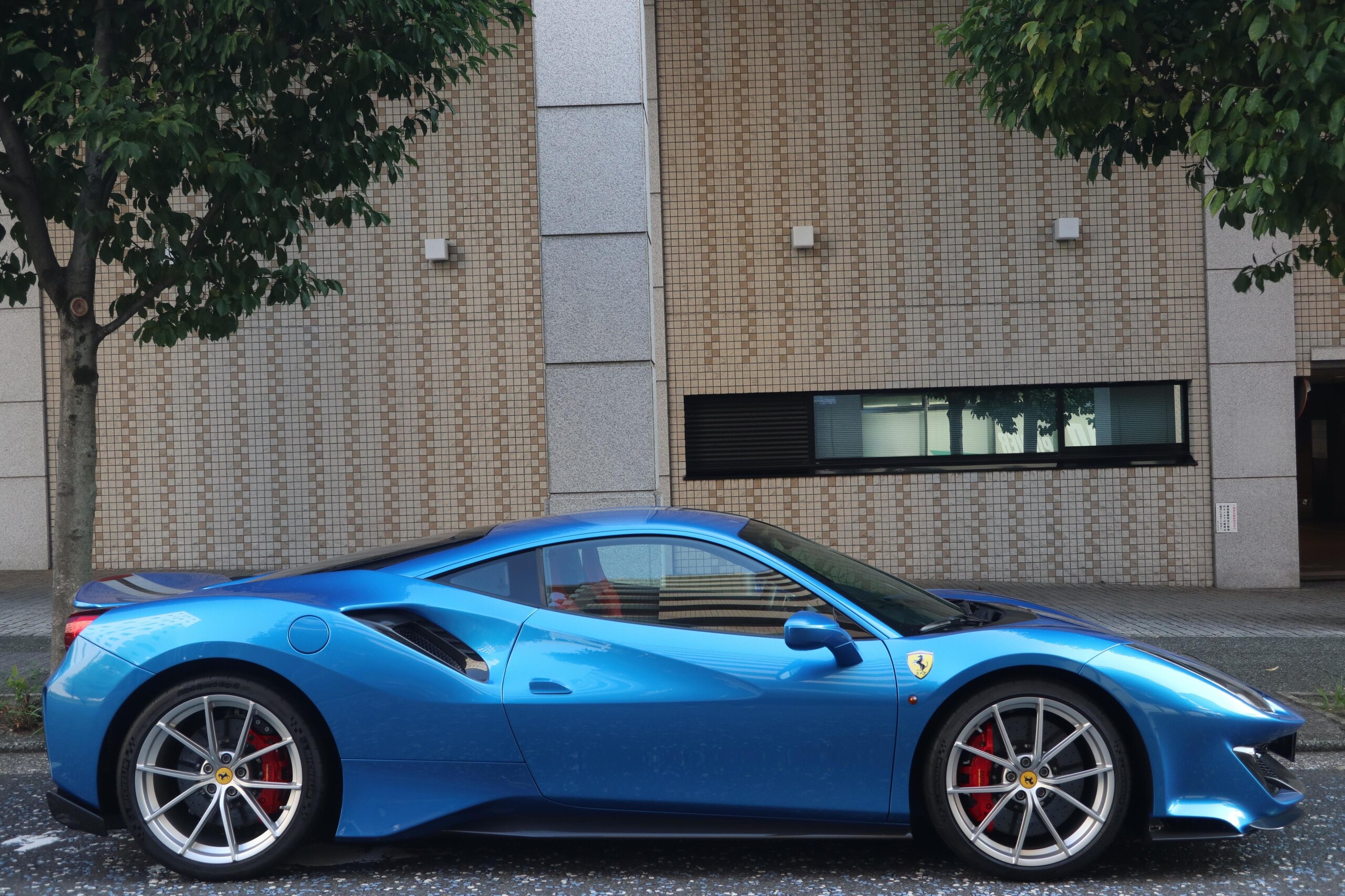 Ferrari 488 Pista (photo: 2)