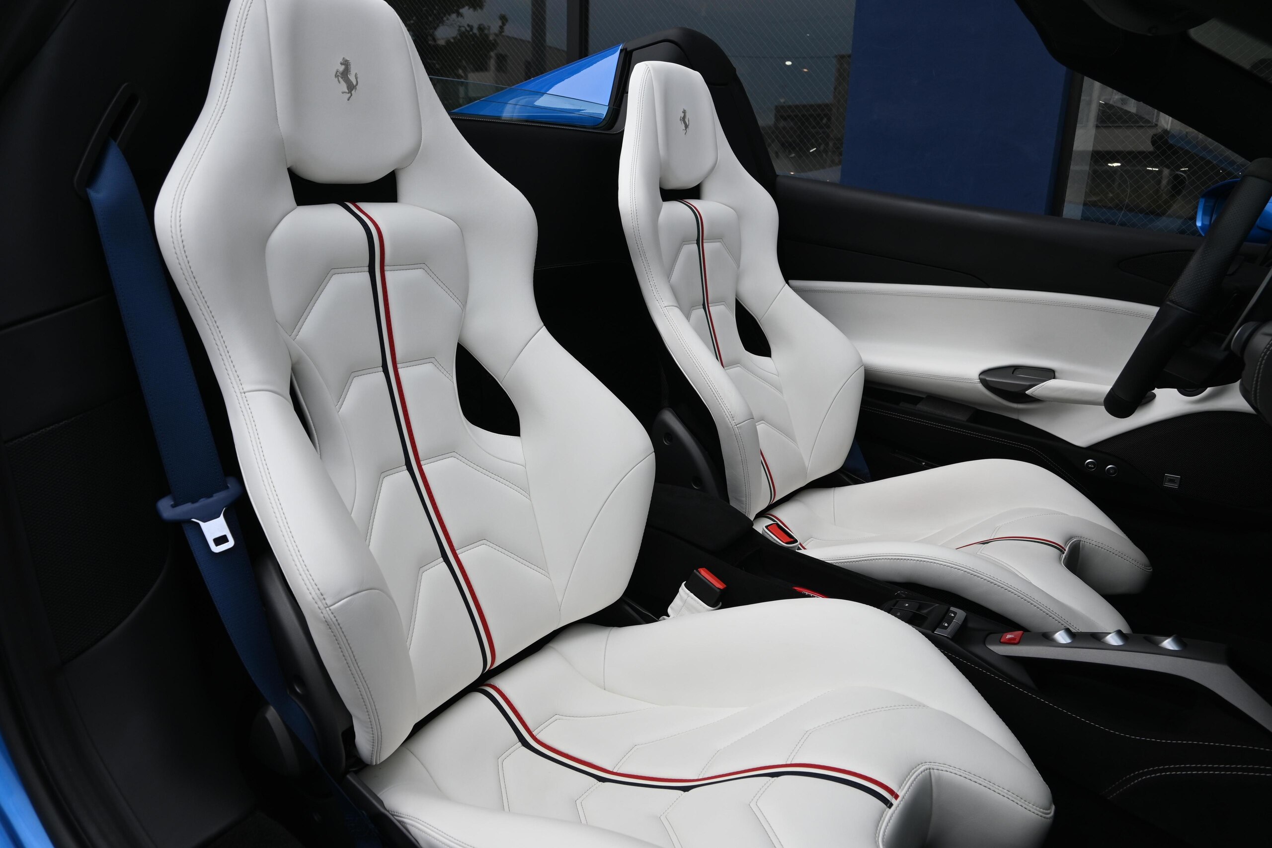 Ferrari 488 Spider (photo: 16)