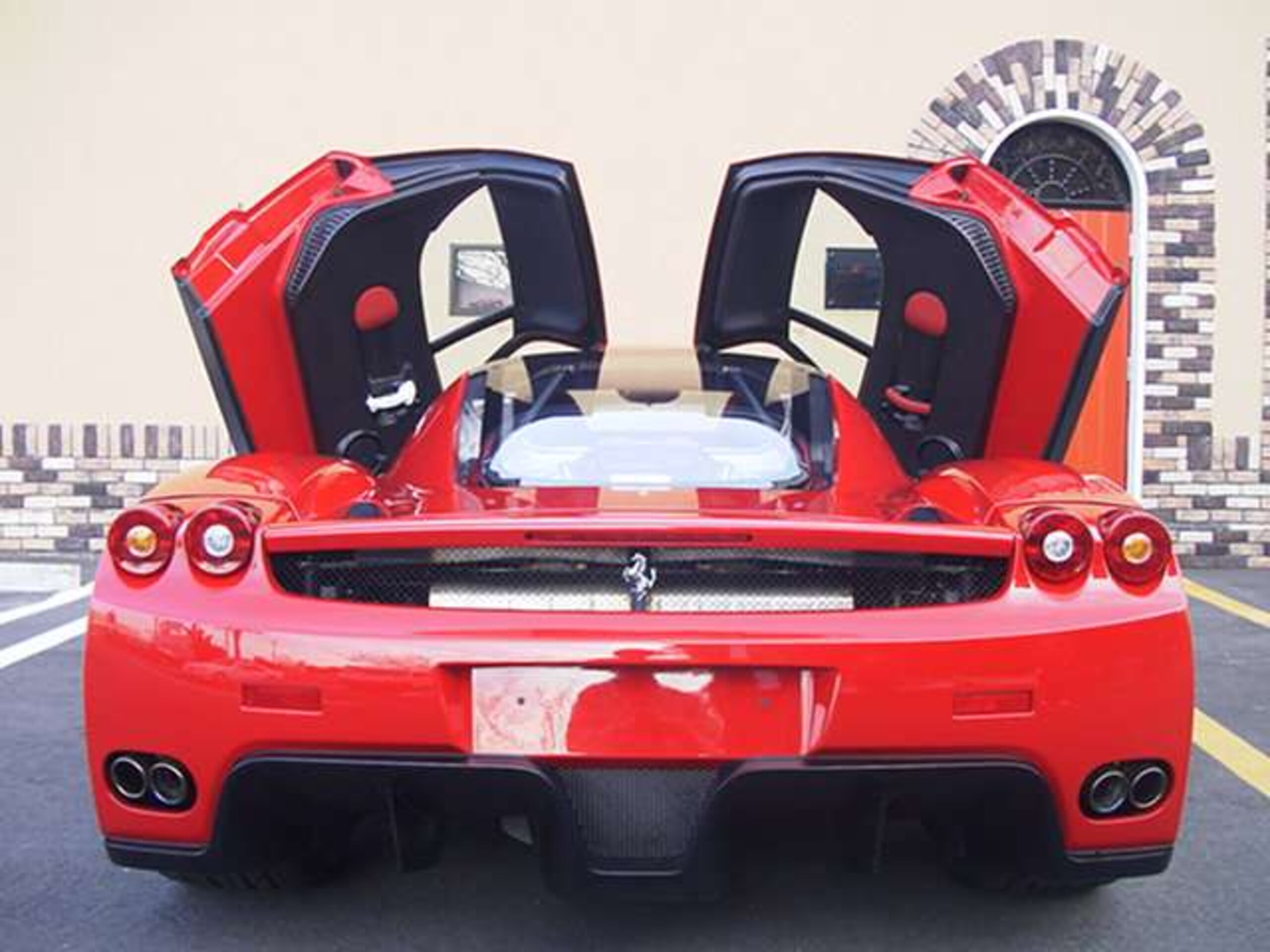 Ferrari Enzo (photo: 3)