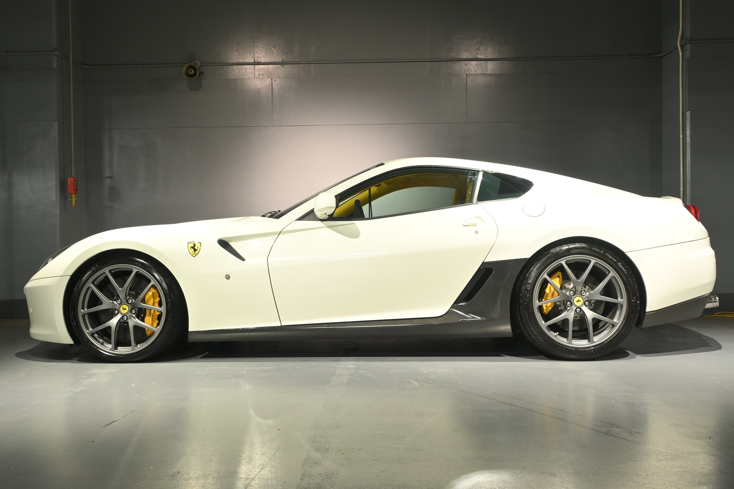 Ferrari 599 (photo: 4)