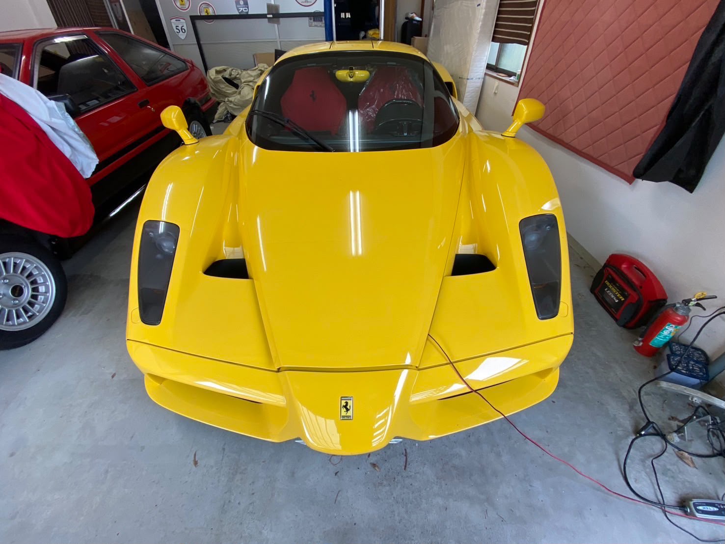 Ferrari Enzo 2004 for sale from Japan