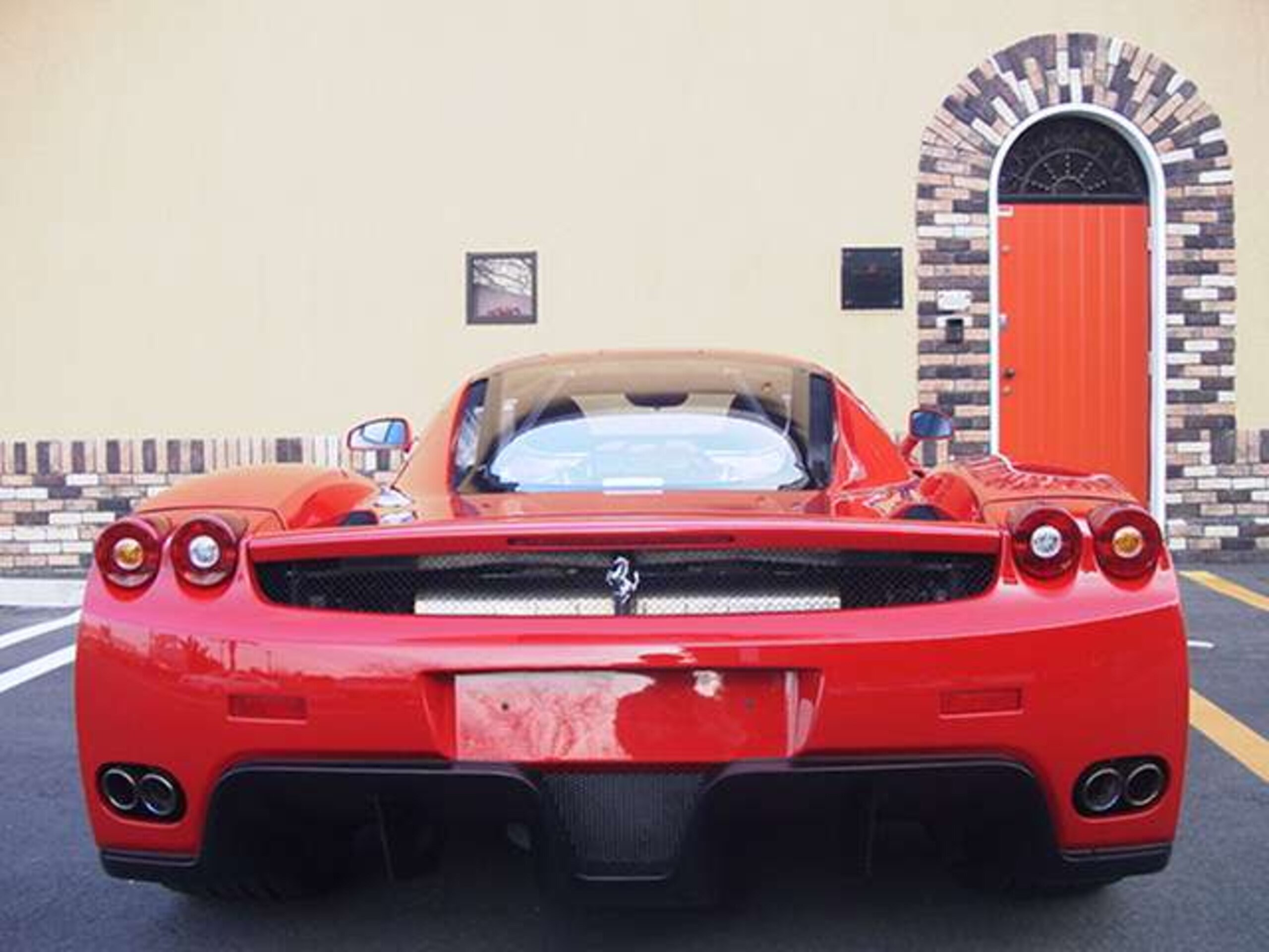 Ferrari Enzo (photo: 2)