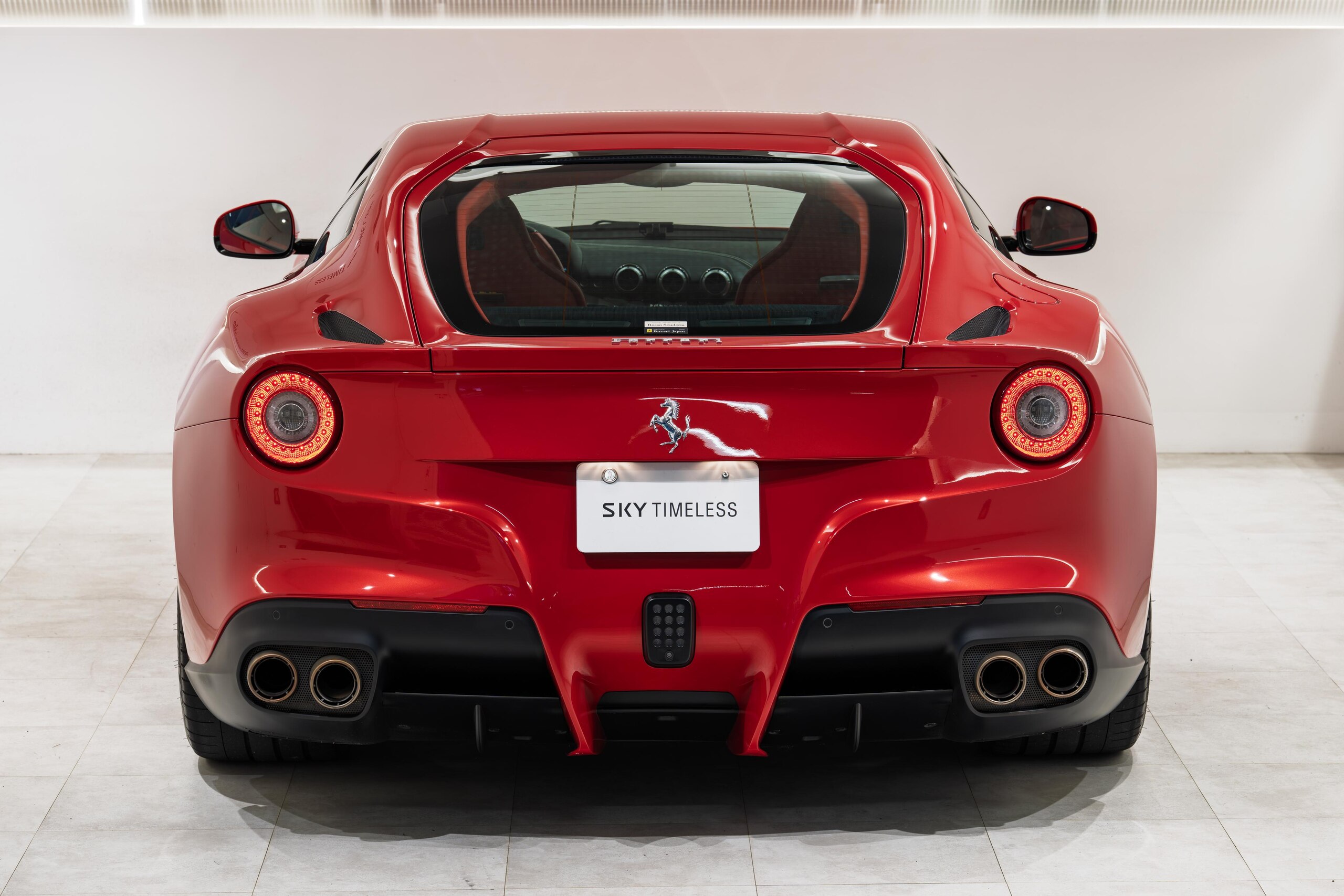 Ferrari F12 Berlinetta (photo: 2)