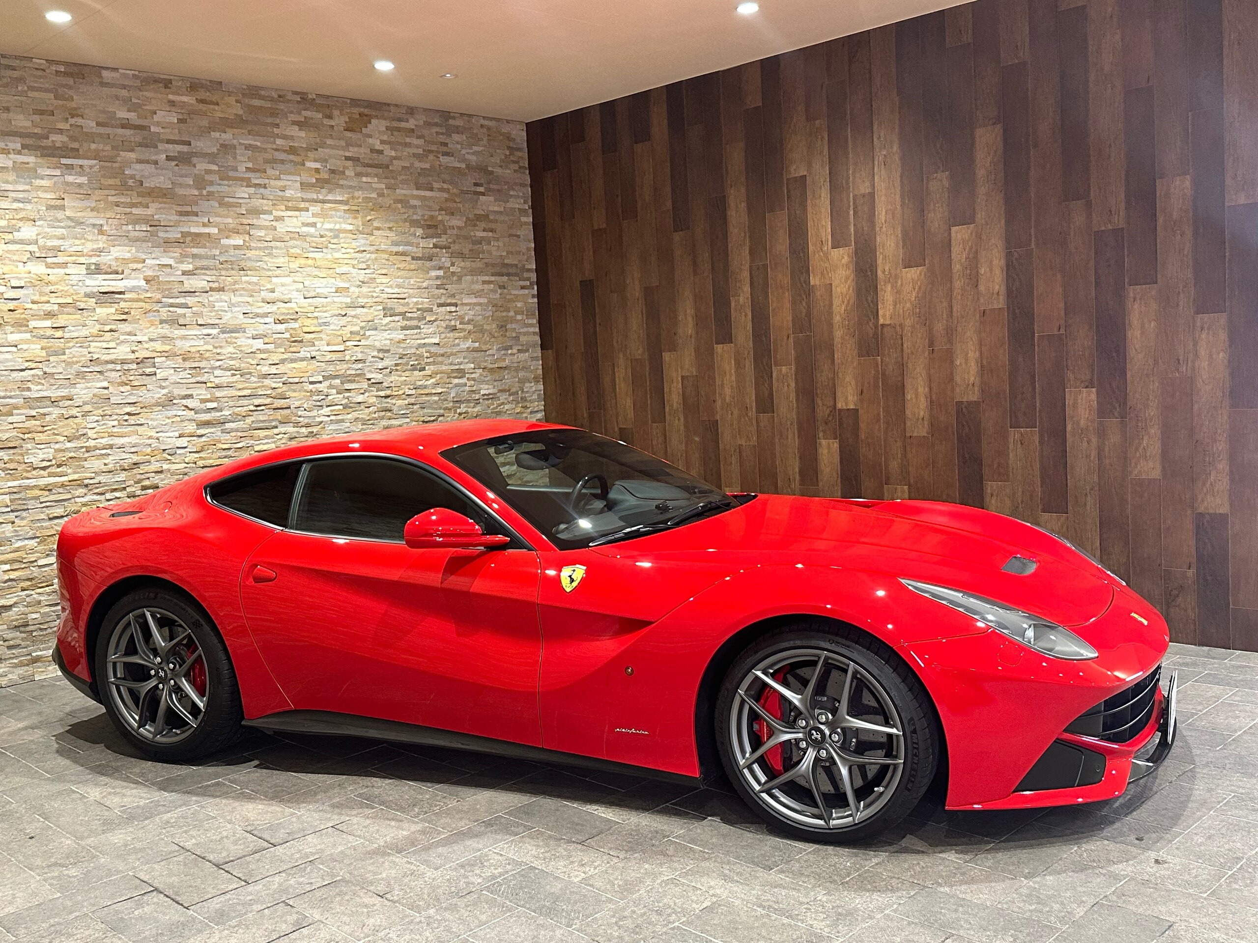 Ferrari F12 Berlinetta (photo: 7)