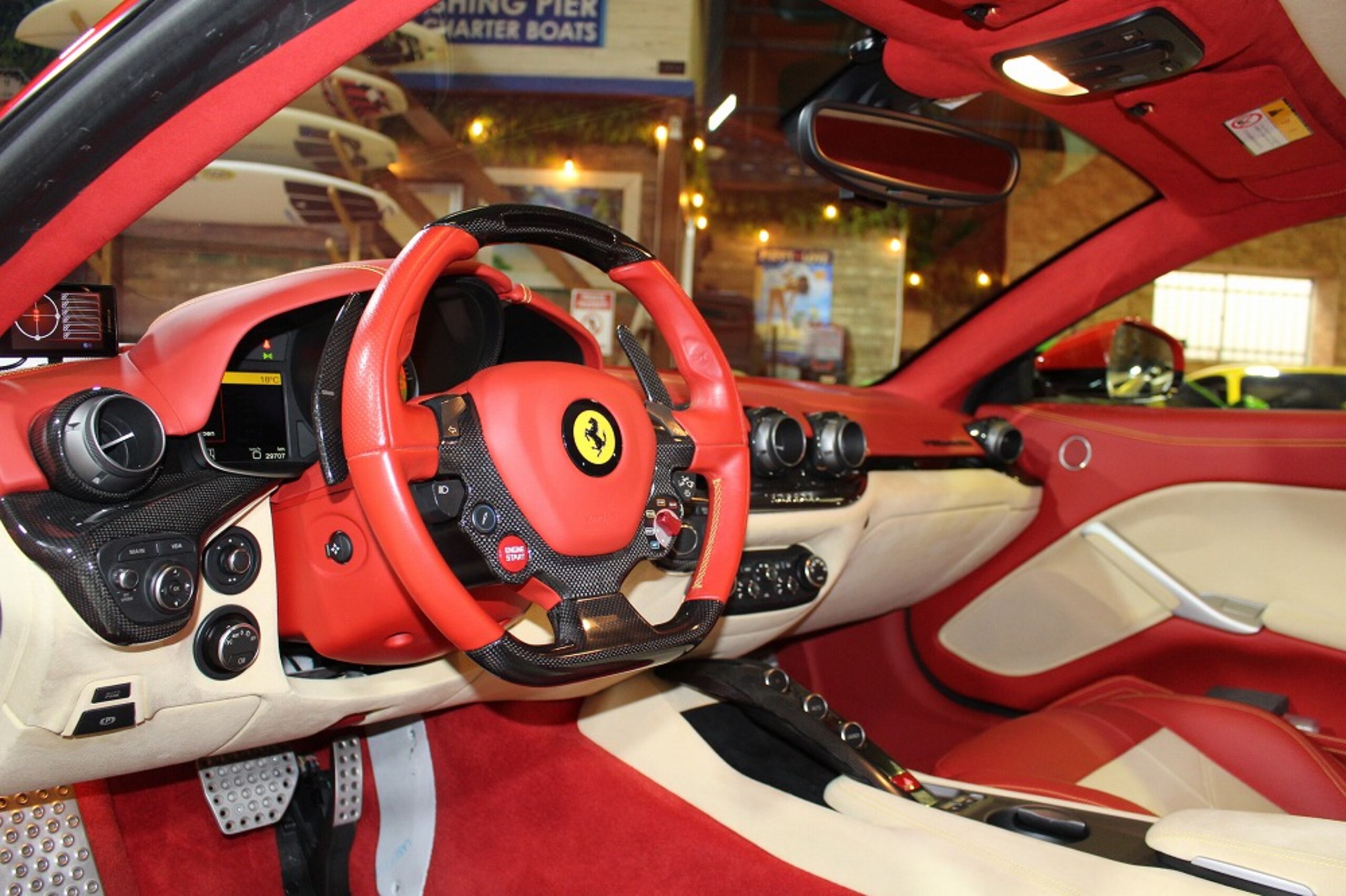 Ferrari F12 Berlinetta (photo: 8)