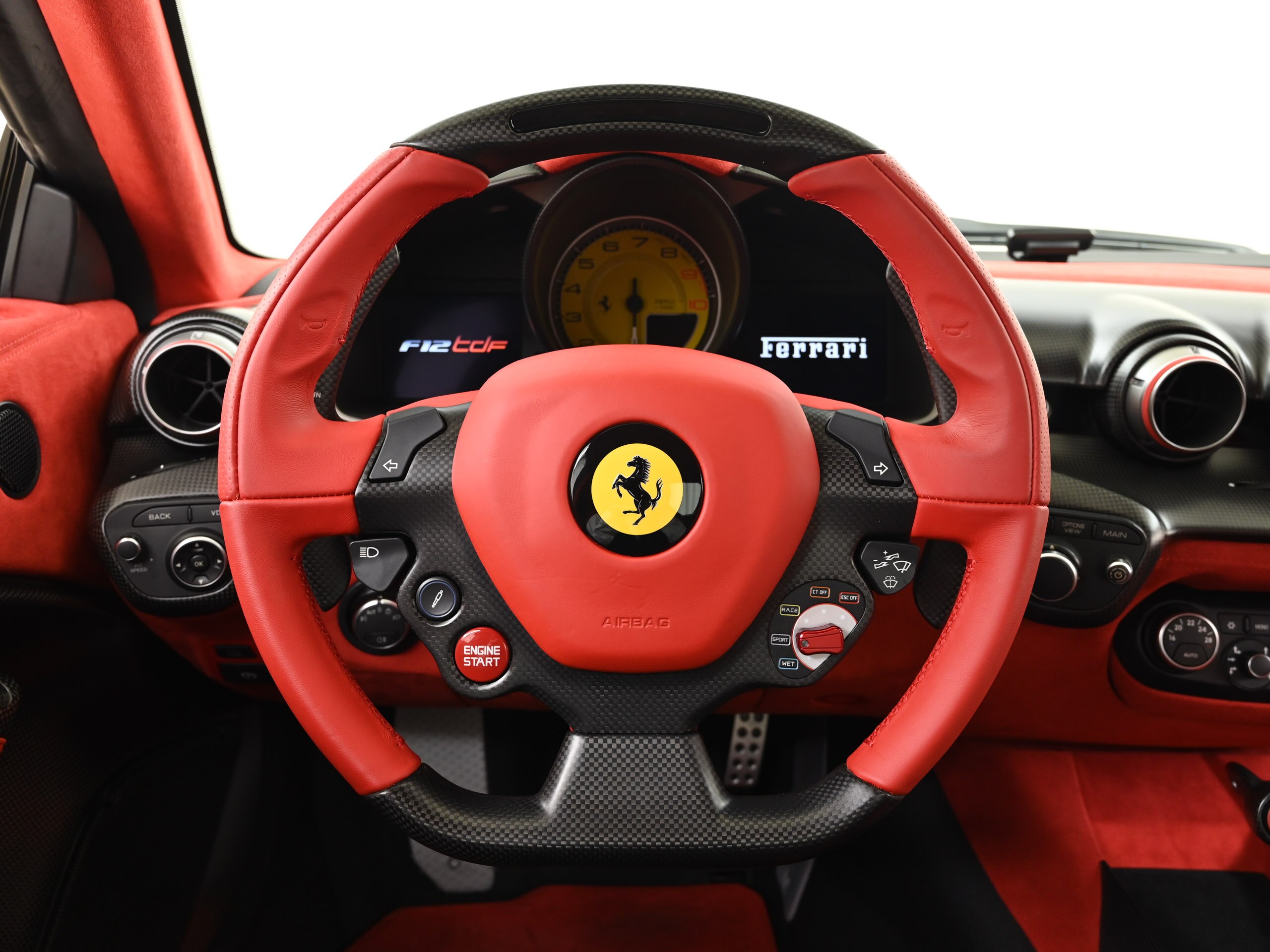 Ferrari F12tdf (photo: 9)