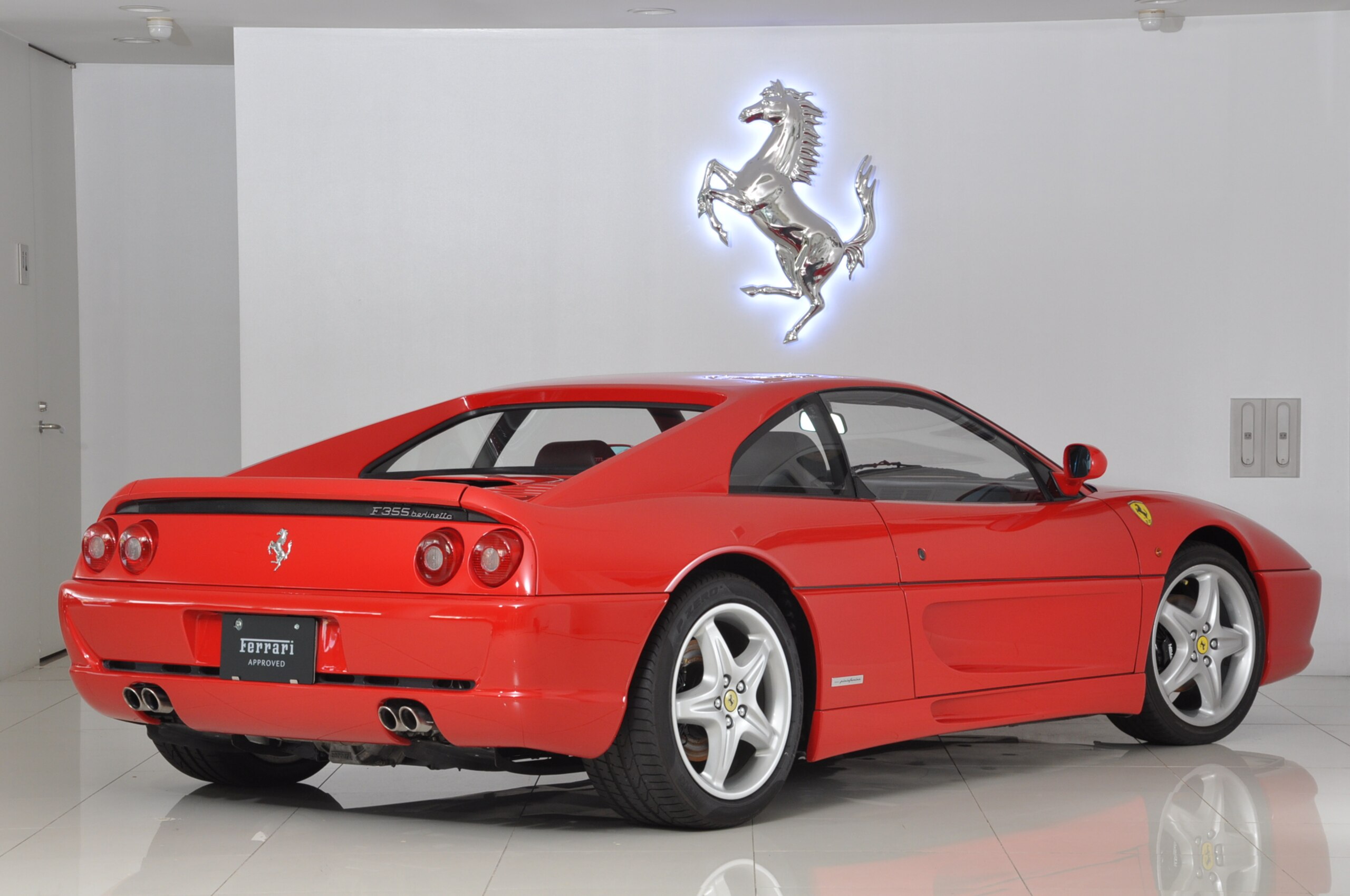 Ferrari F355 Berlinetta (photo: 2)