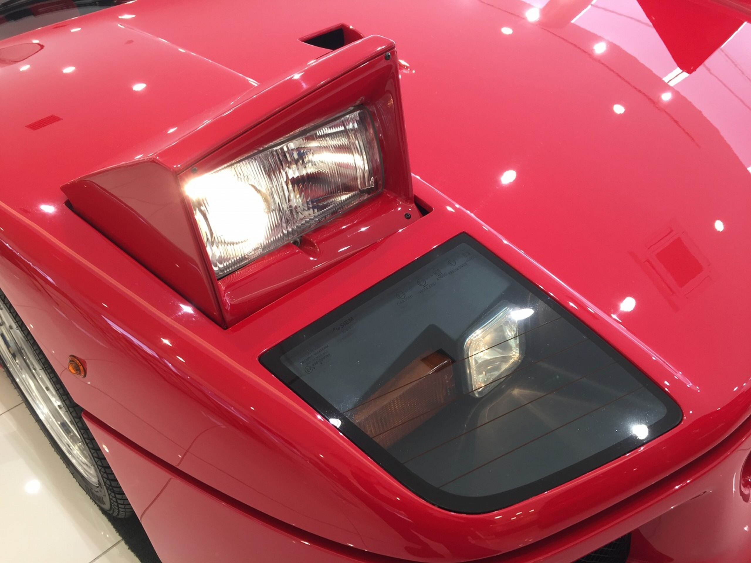 Ferrari F40 (photo: 6)