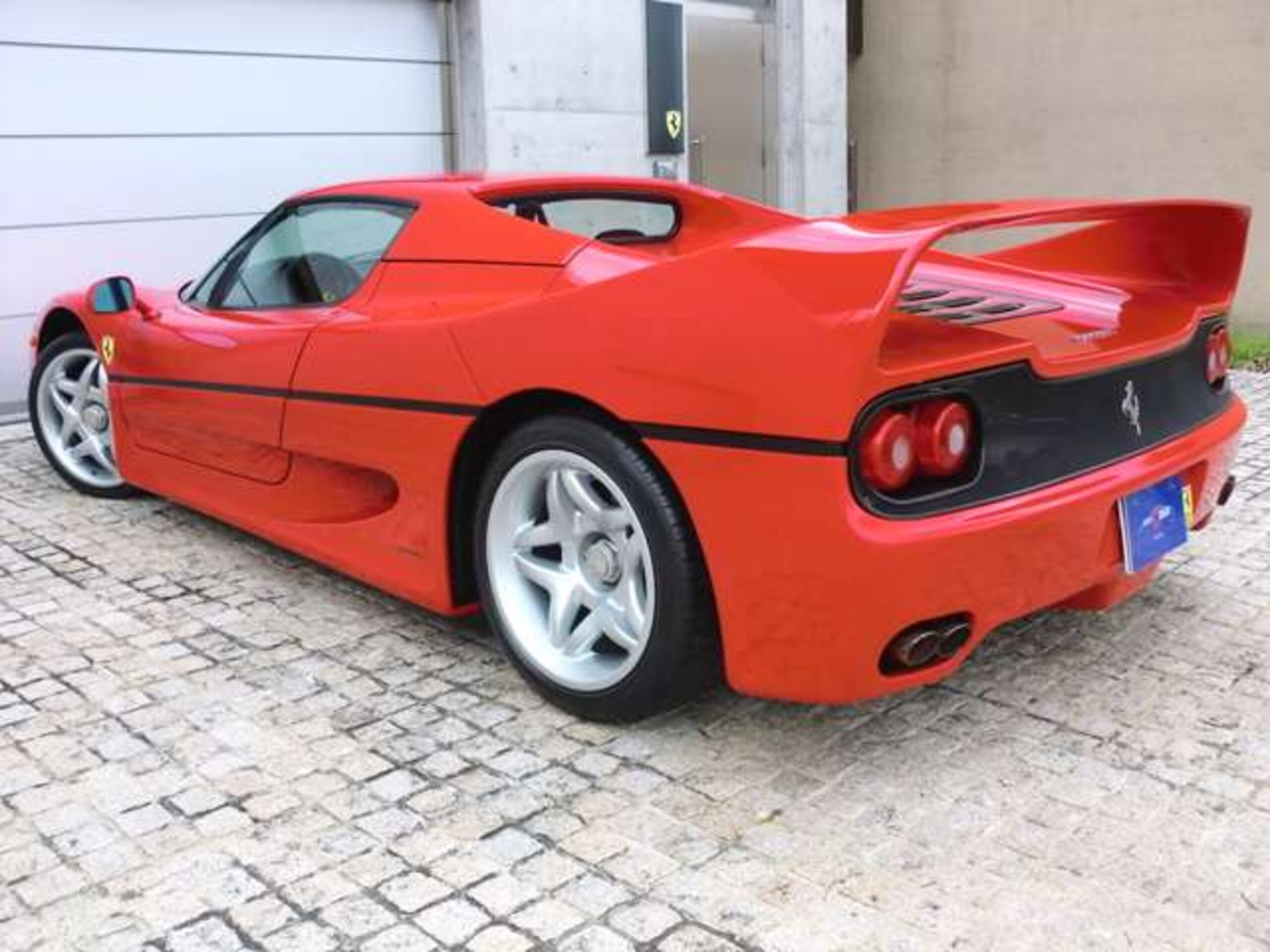 Ferrari F50 (photo: 5)