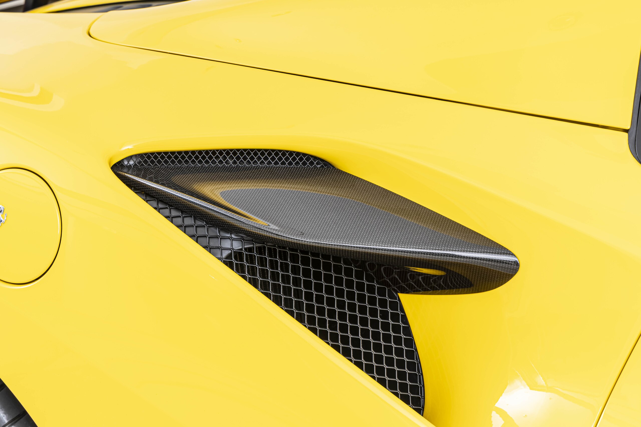 Ferrari F8 Spider 2020 for sale from Japan - image 5
