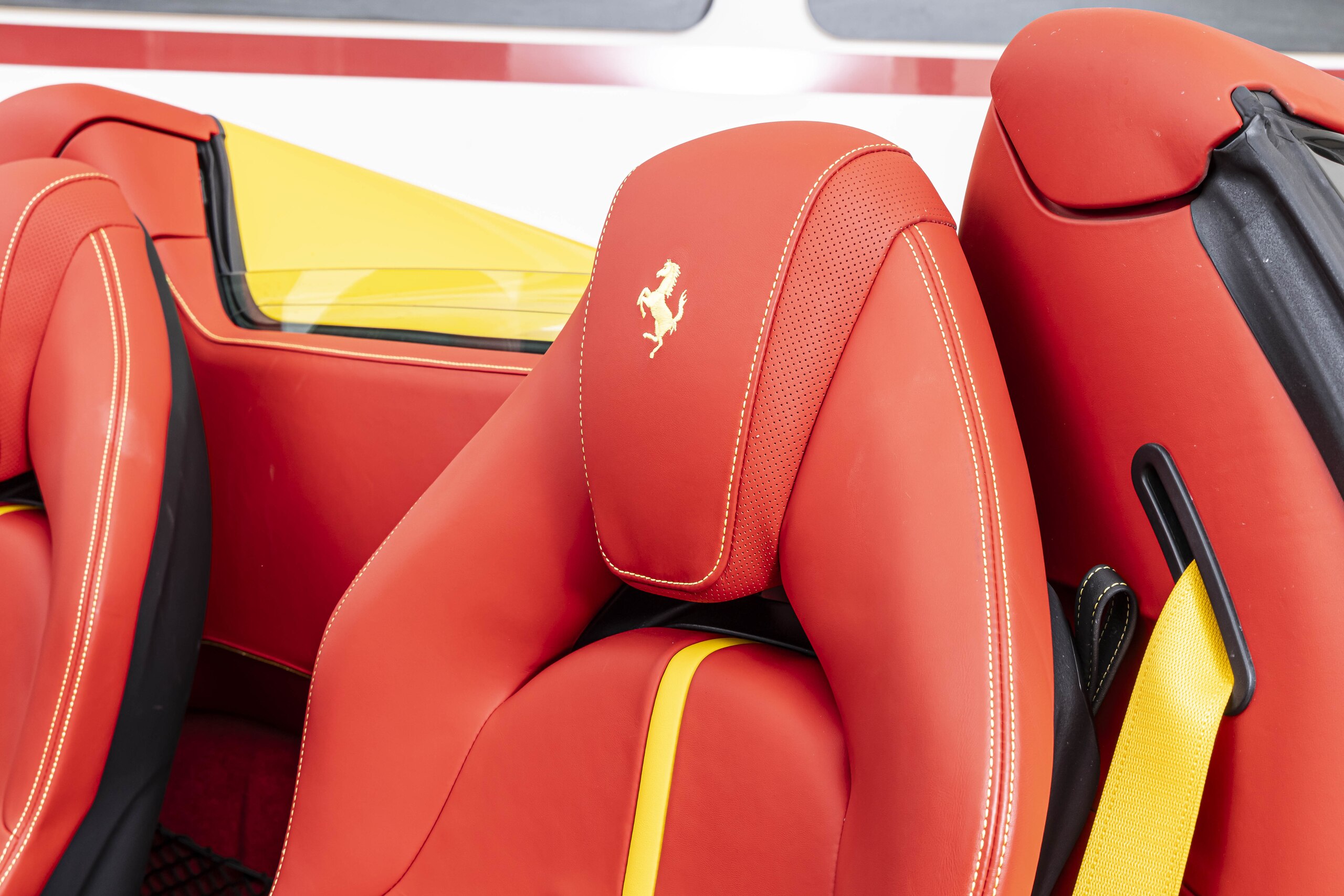 Ferrari F8 Spider 2020 for sale from Japan - image 17