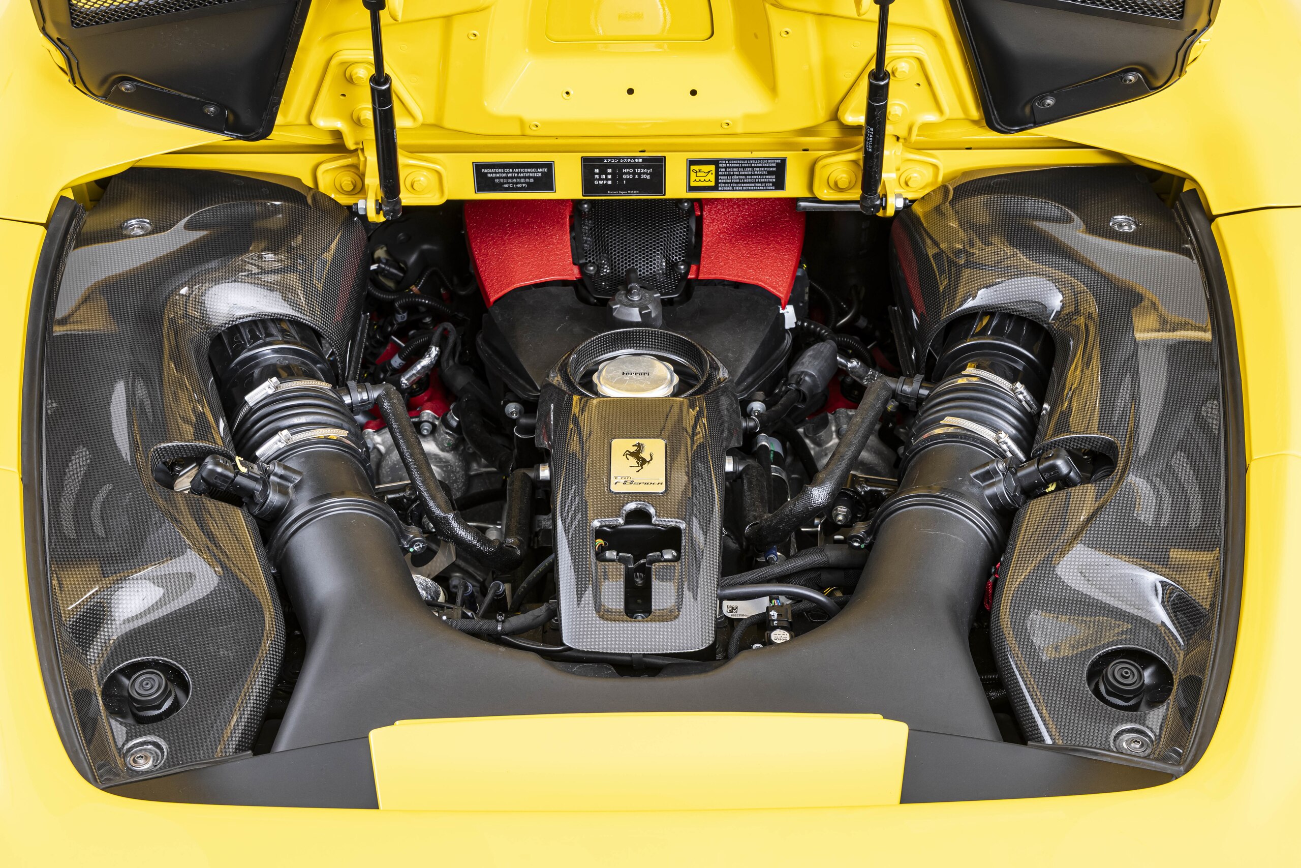 Ferrari F8 Spider 2020 for sale from Japan - image 18