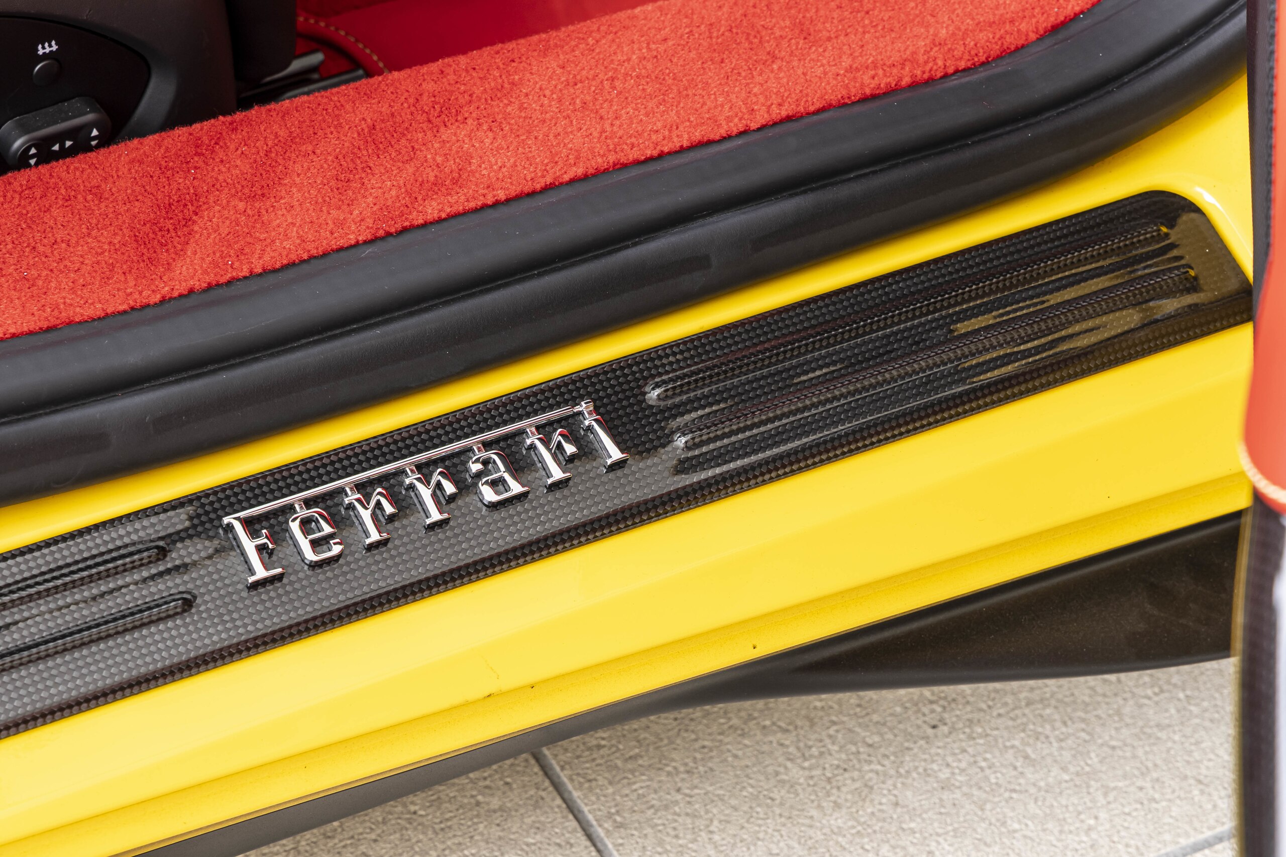 Ferrari F8 Spider 2020 for sale from Japan - image 33