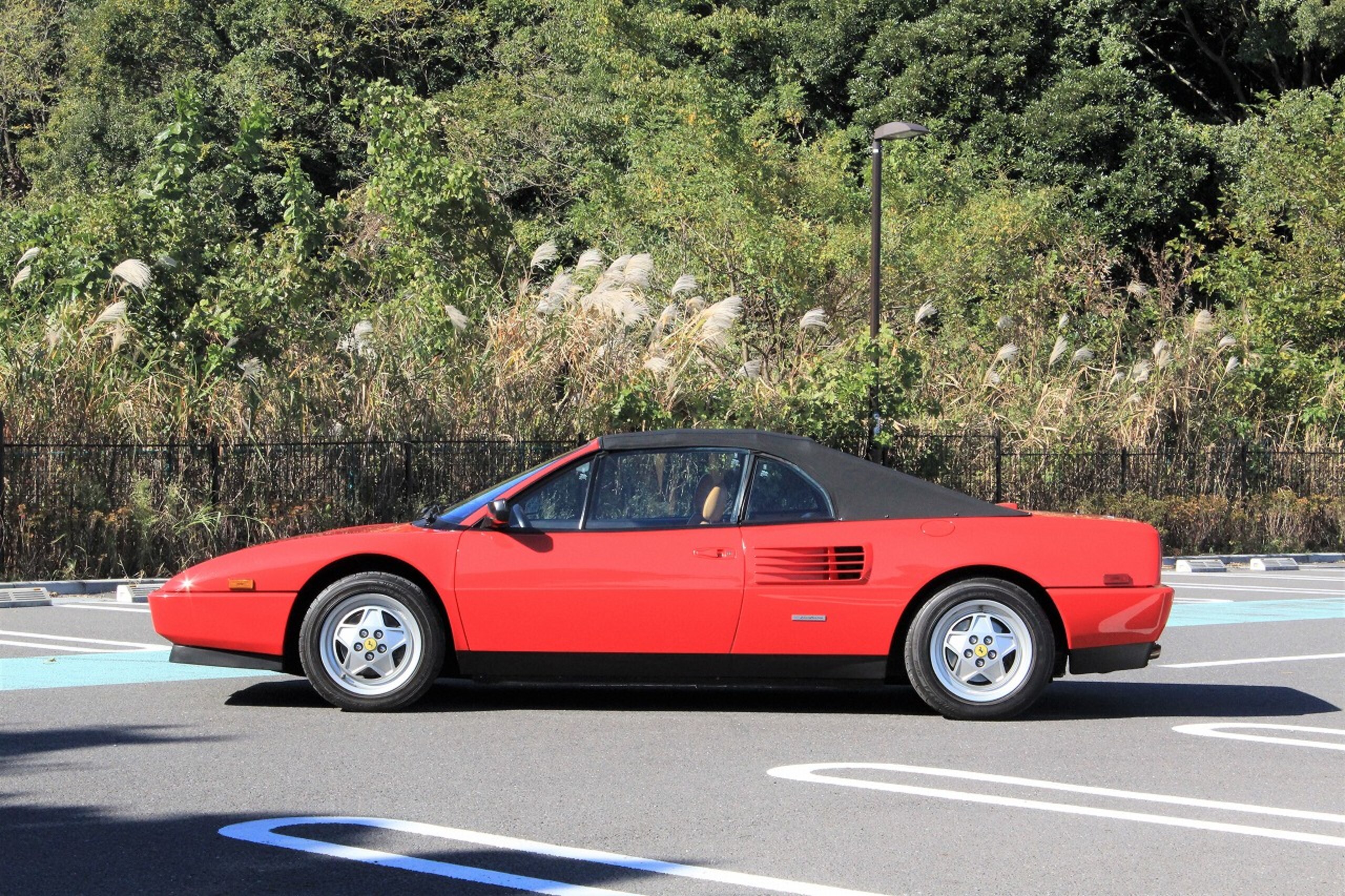 Ferrari Mondial t (photo: 9)