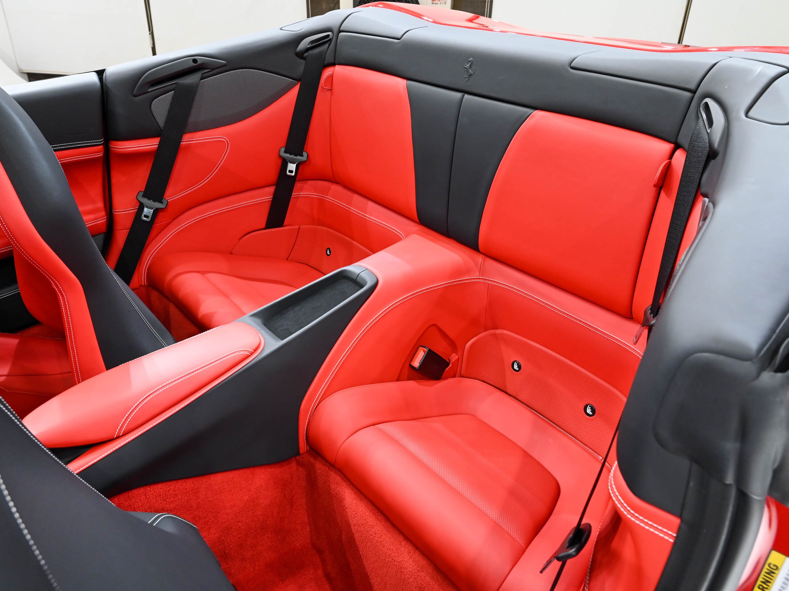 Ferrari Portofino (photo: 13)