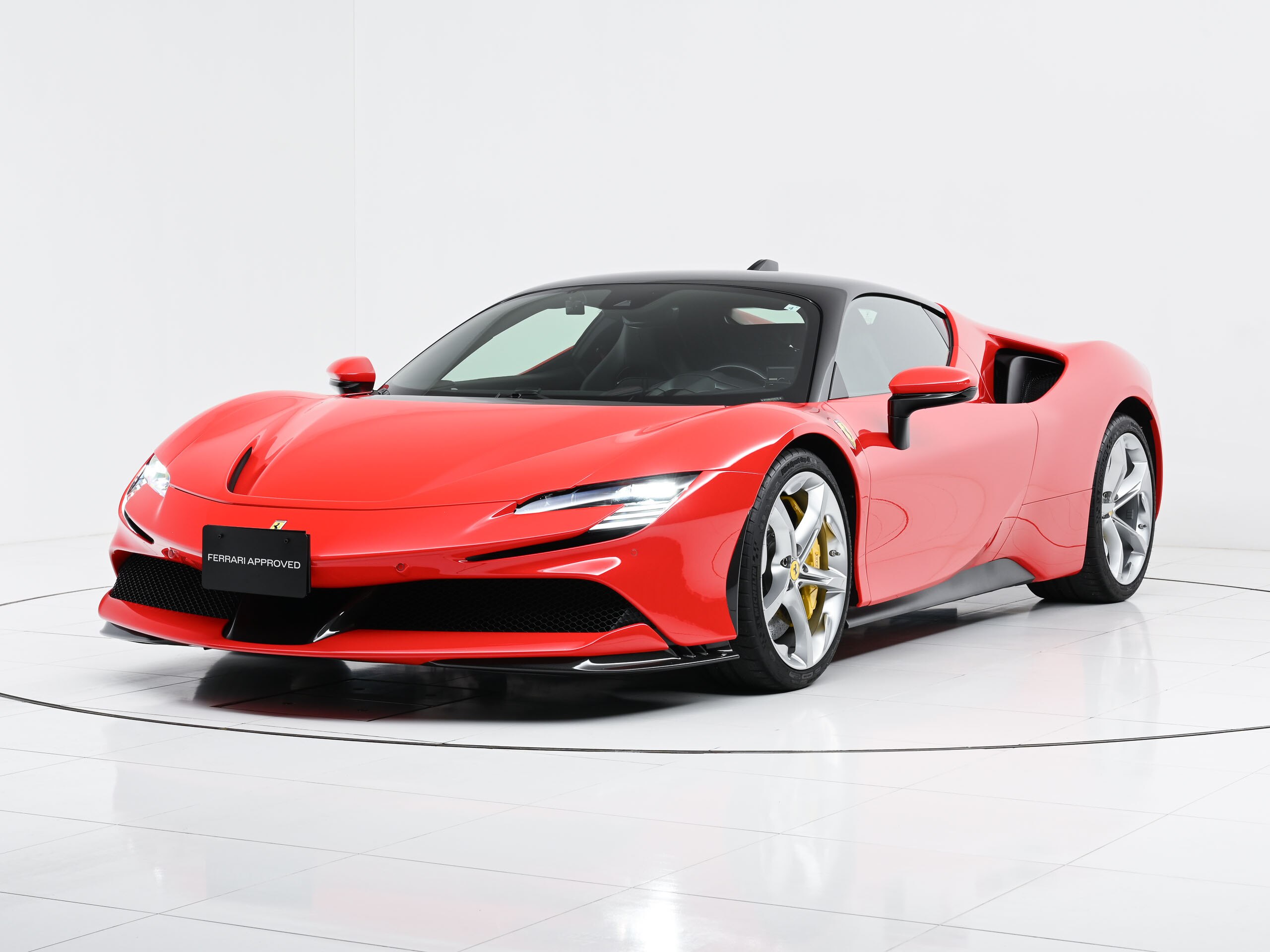 Ferrari SF90 Stradale (photo: 2)