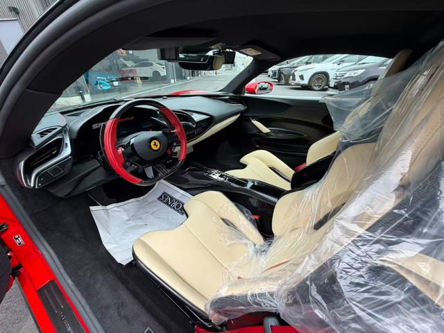 Ferrari SF90 Stradale (photo: 8)