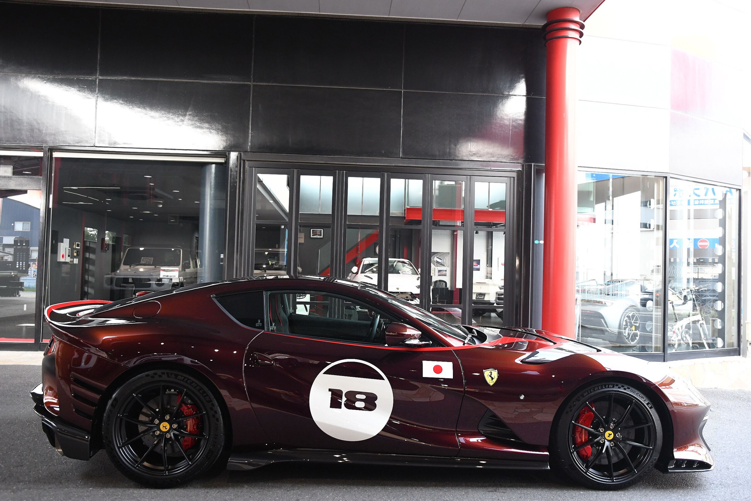 Ferrari Tailor Made 812 Competizione (photo: 2)