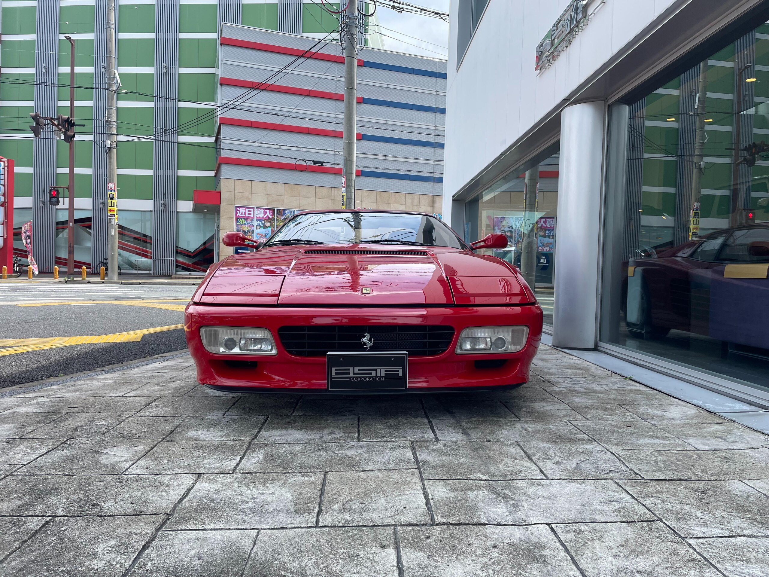 Ferrari Testarossa (photo: 1)