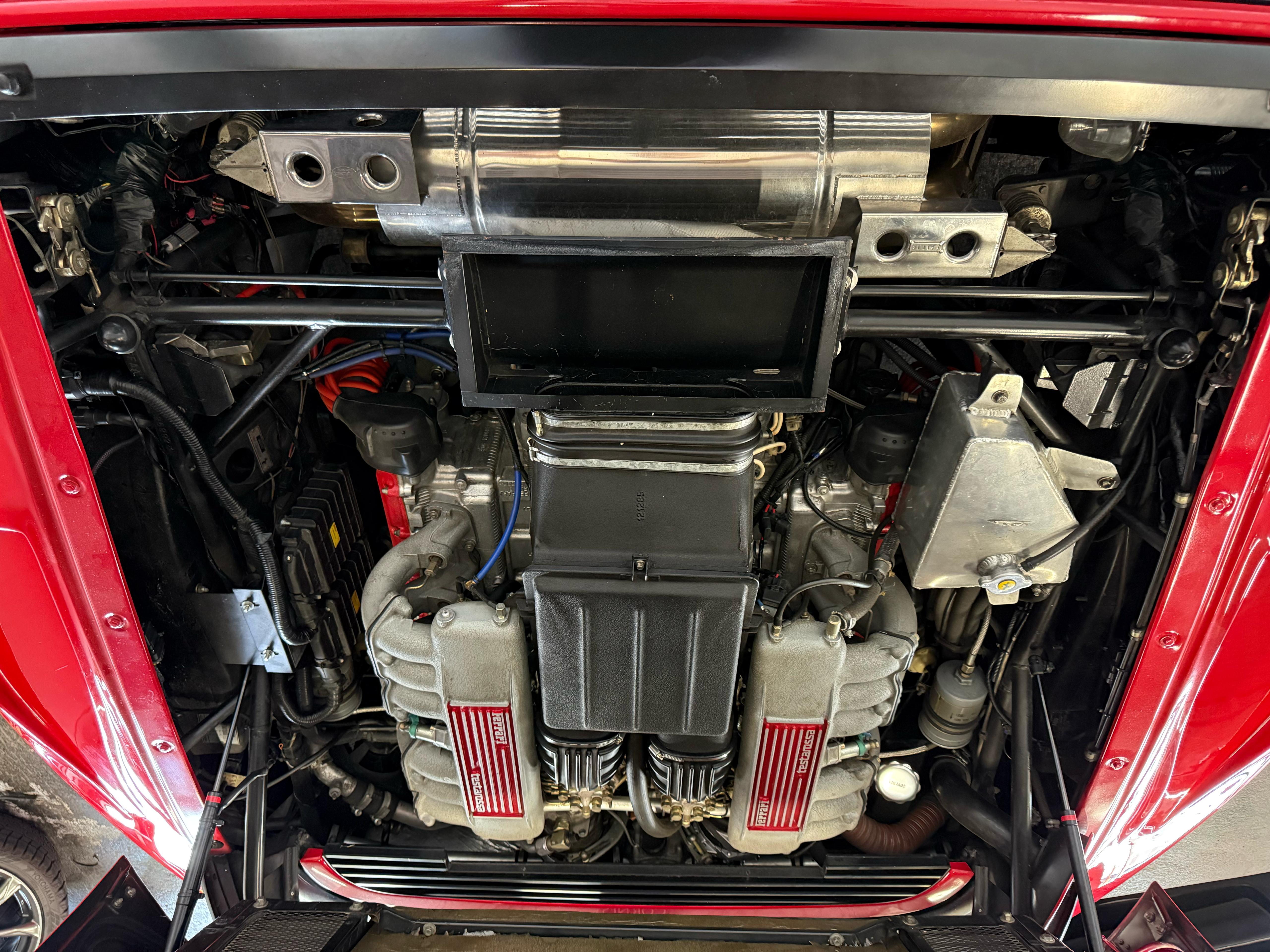 Ferrari Testarossa (photo: 18)