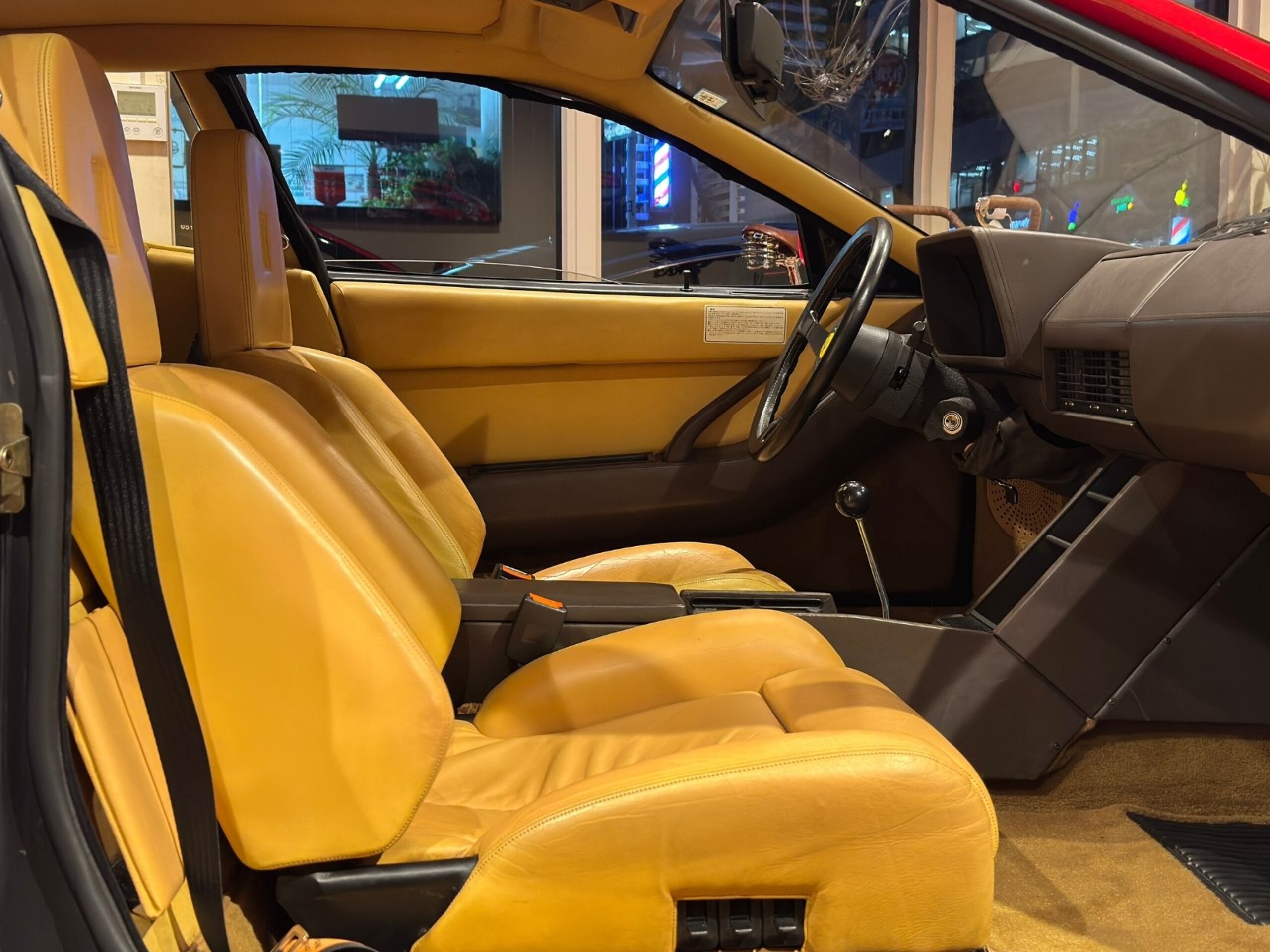 Ferrari Testarossa (photo: 16)