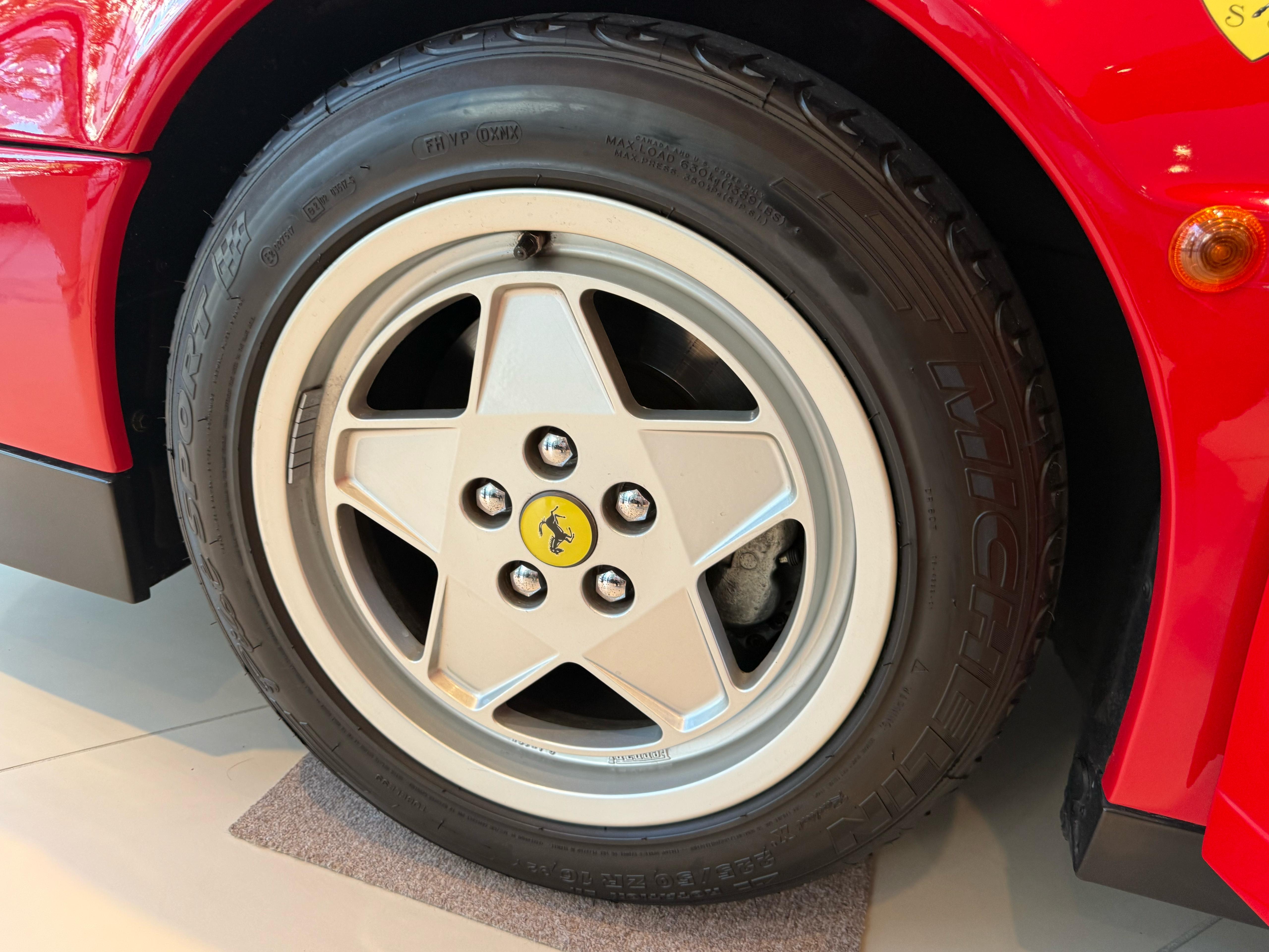 Ferrari Testarossa (photo: 18)