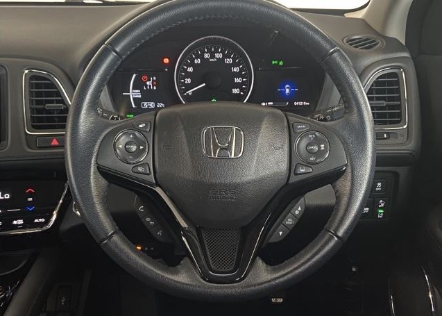 Honda Vezel Hybrid (photo: 8)