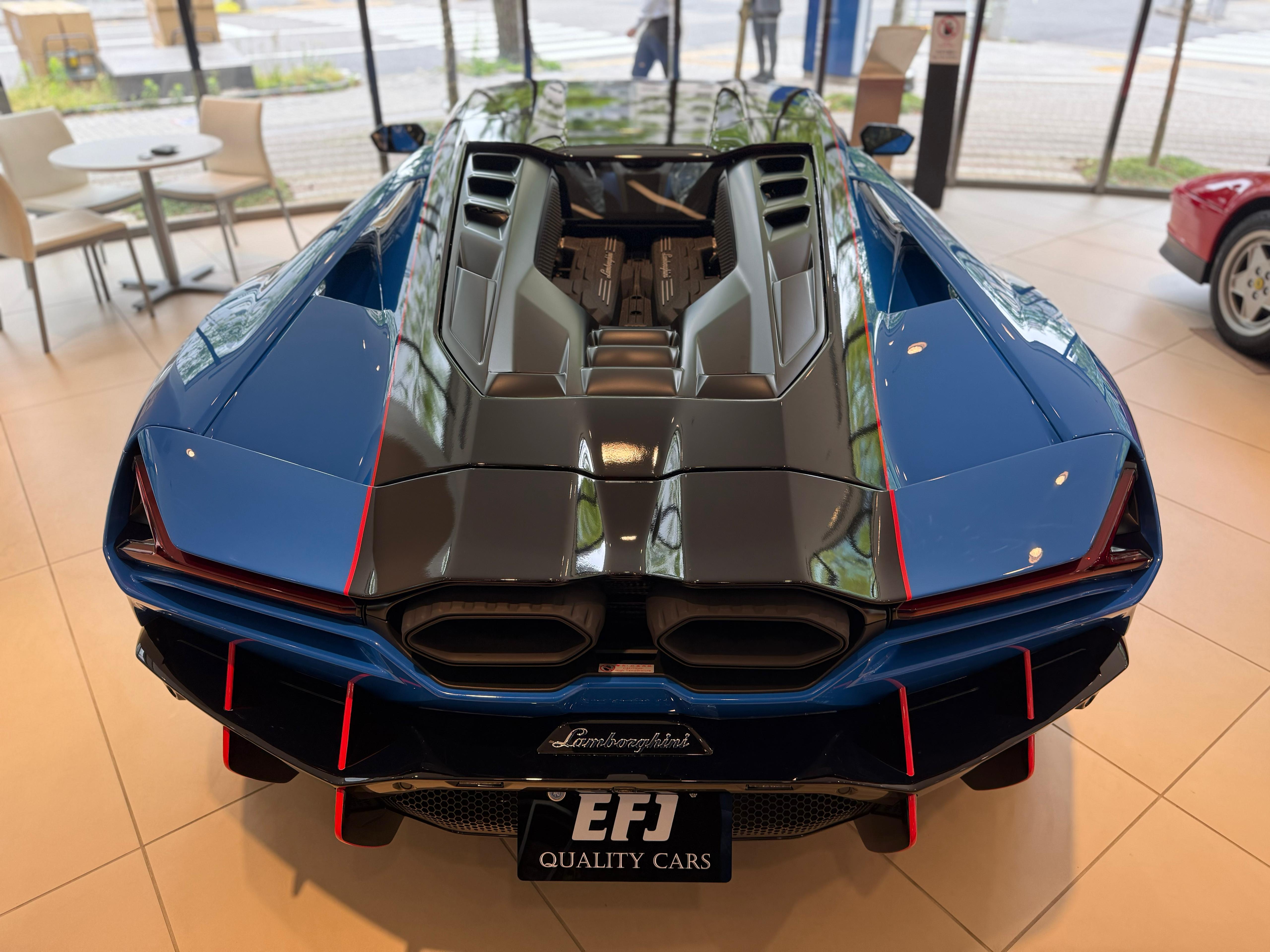 Lamborghini Revuelto (photo: 4)