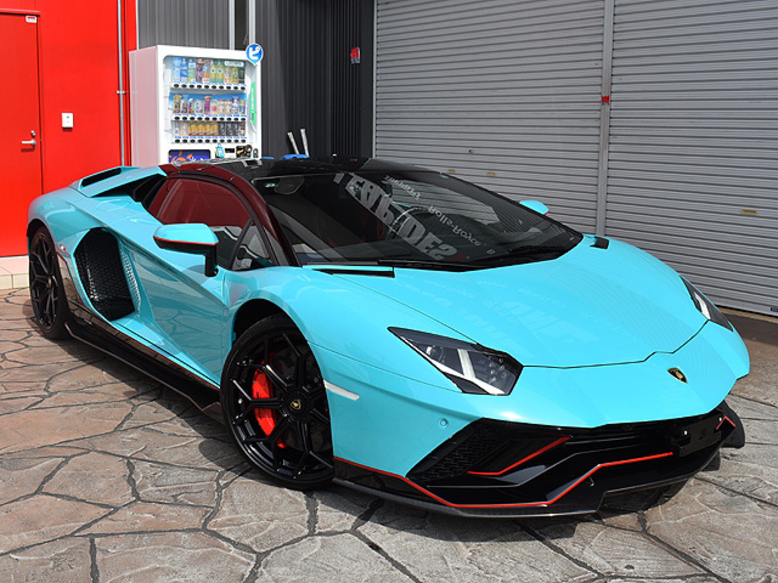 Lamborghini Aventador Roadster LP780-4 Ultimae 2022 for sale from Japan - image 2