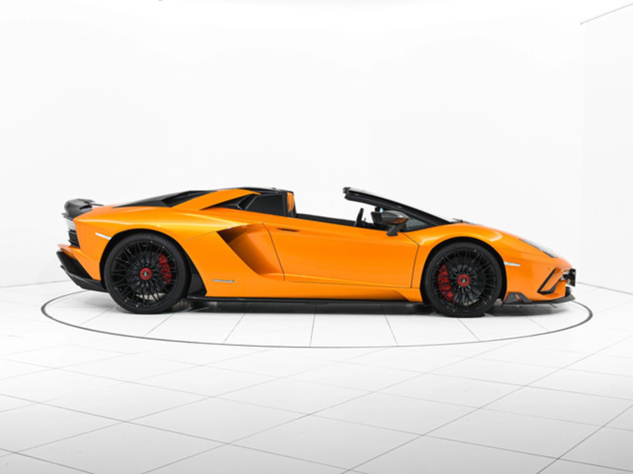 Lamborghini Aventador Roadster S (photo: 6)