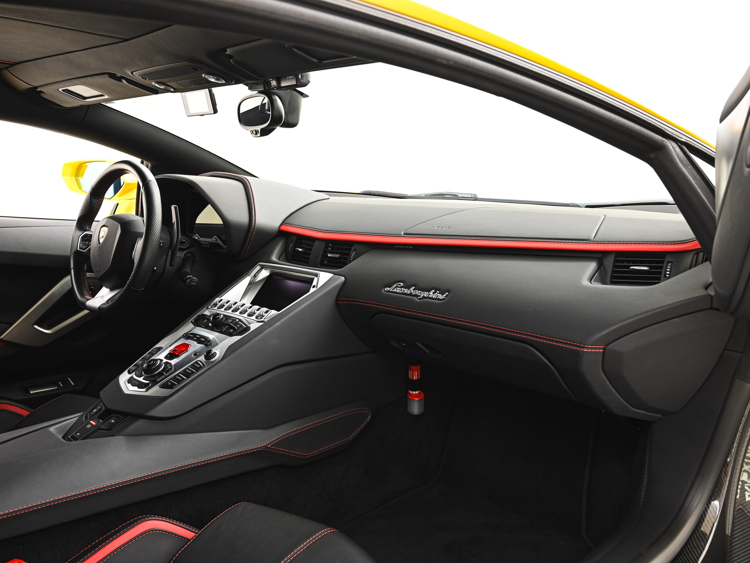 Lamborghini Aventador S (photo: 16)