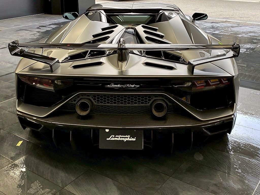 Lamborghini Aventador SVJ Roadster (photo: 4)