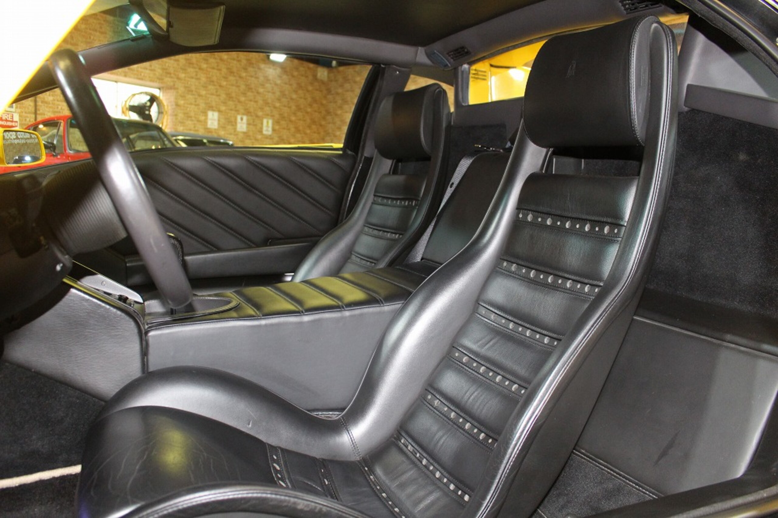 Lamborghini Diablo VT (photo: 7)