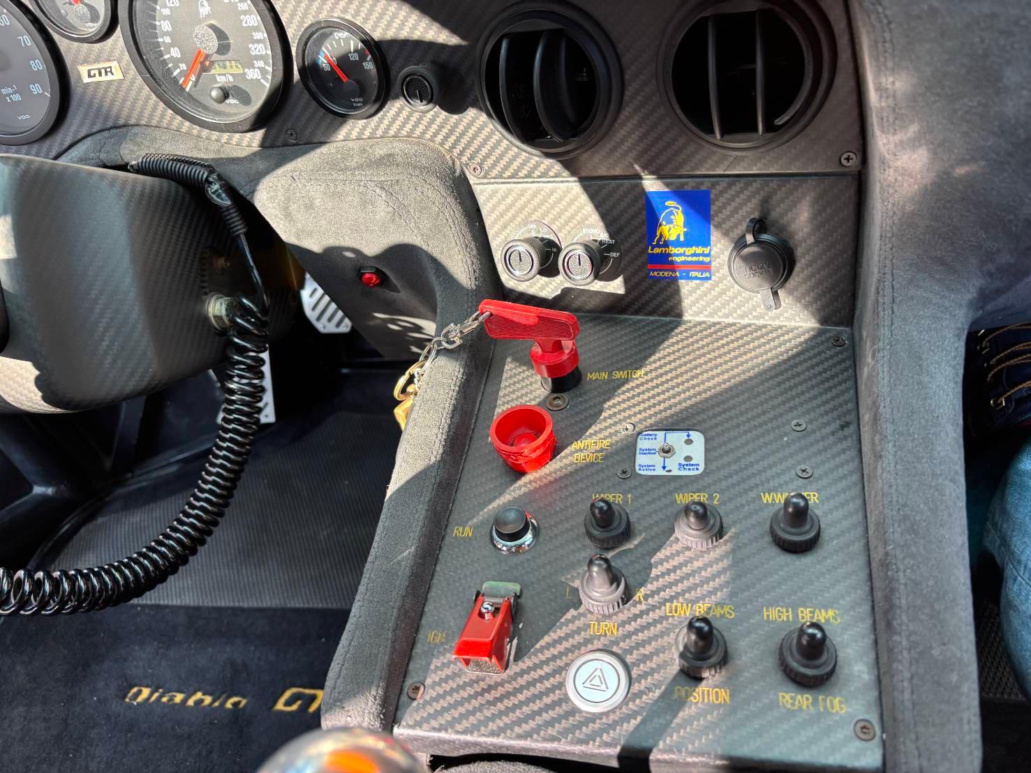 Lamborghini Diablo VT (photo: 6)