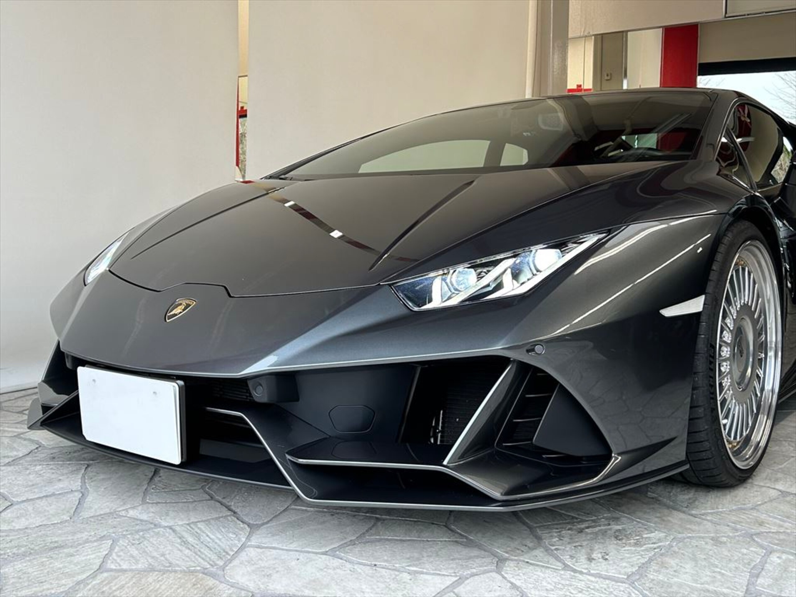 Lamborghini Huracán EVO (photo: 2)