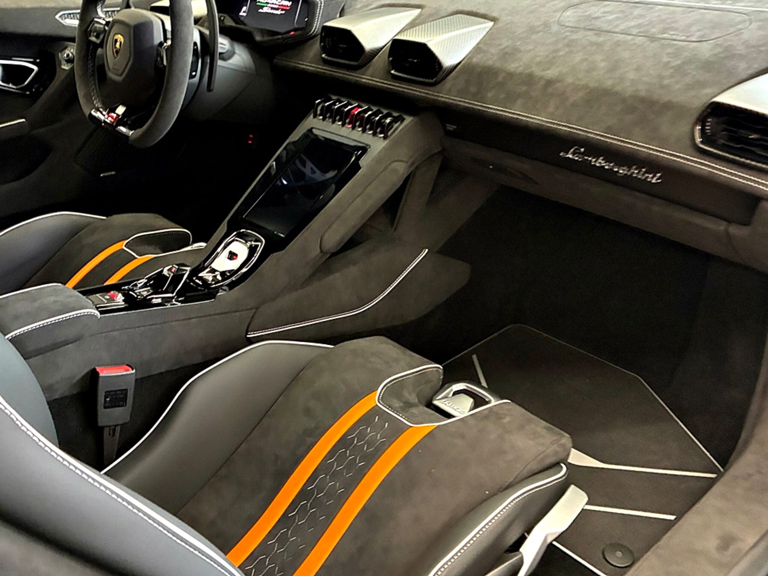 Lamborghini Huracán Sterrato (photo: 12)