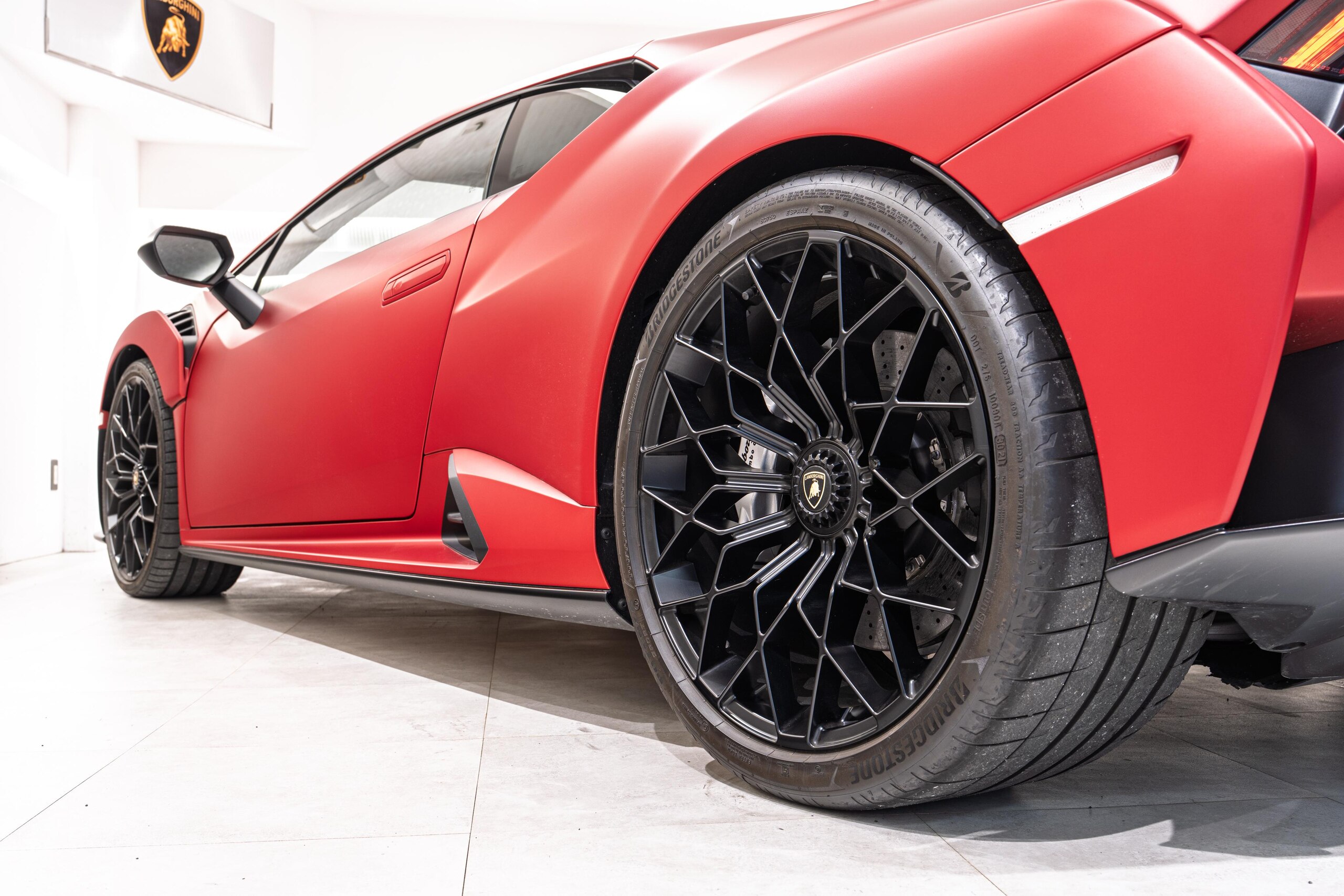 Lamborghini Huracán STO 2022 for sale from Japan - image 13