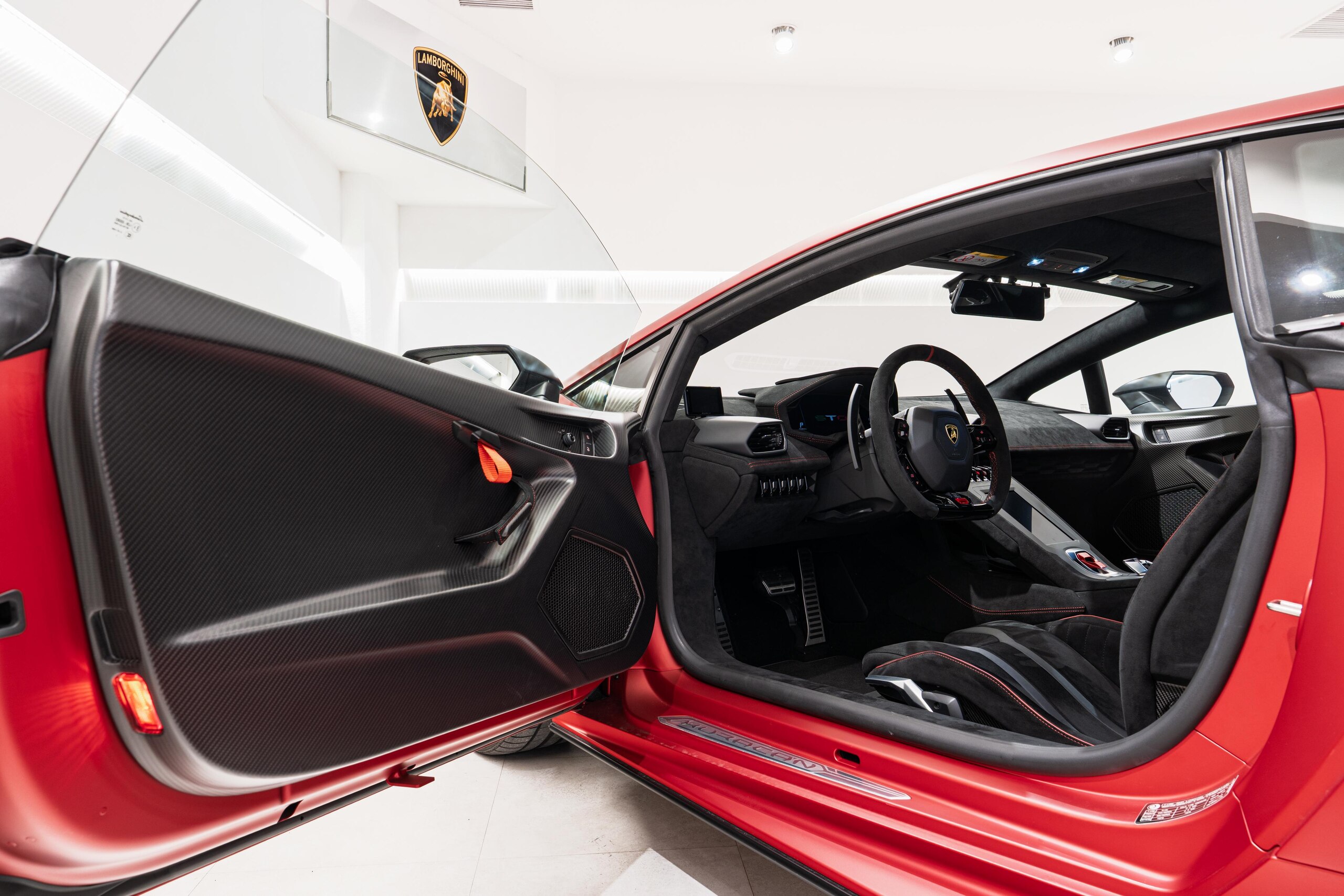 Lamborghini Huracán STO 2022 for sale from Japan - image 18