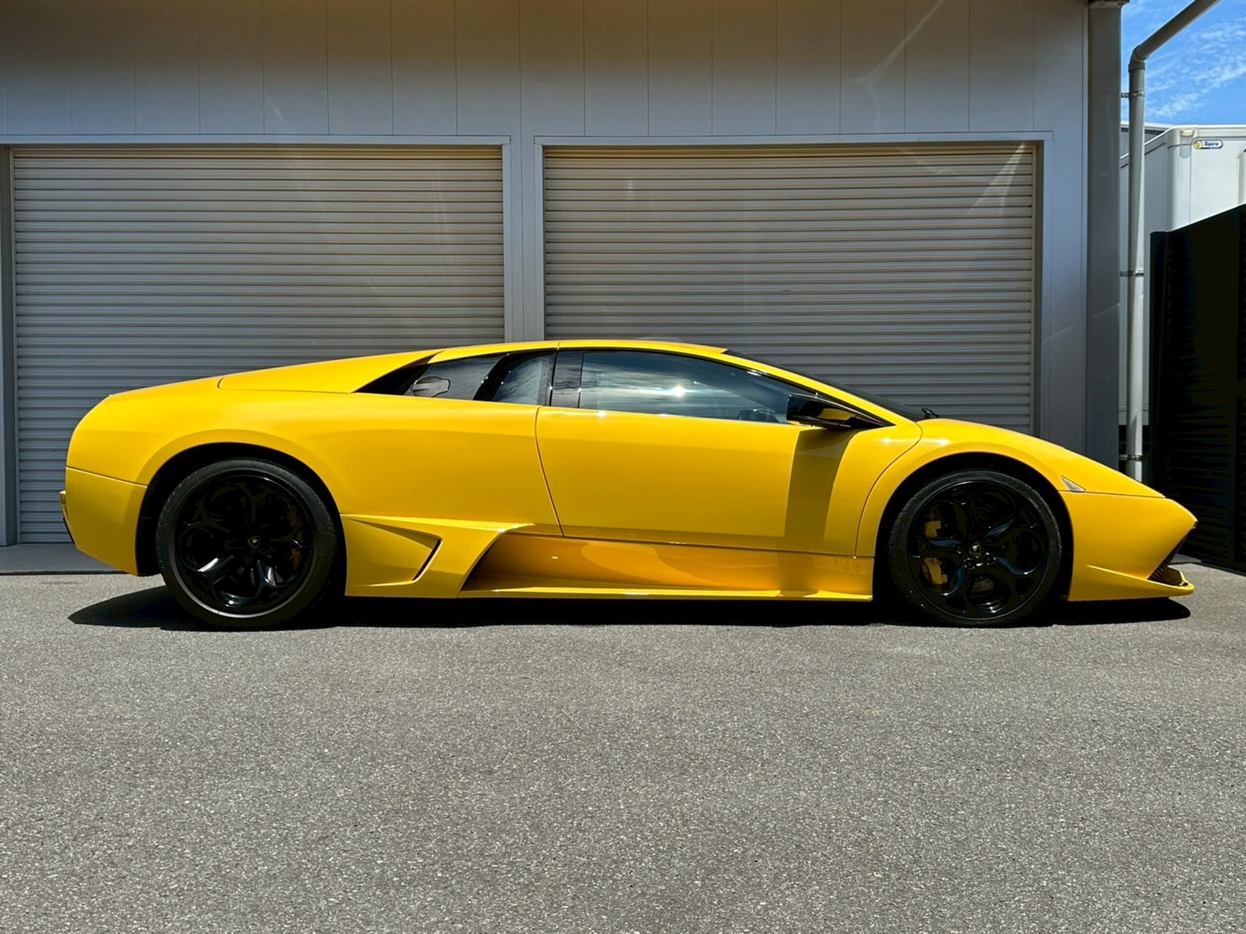 Lamborghini Murcielago LP640 (photo: 5)