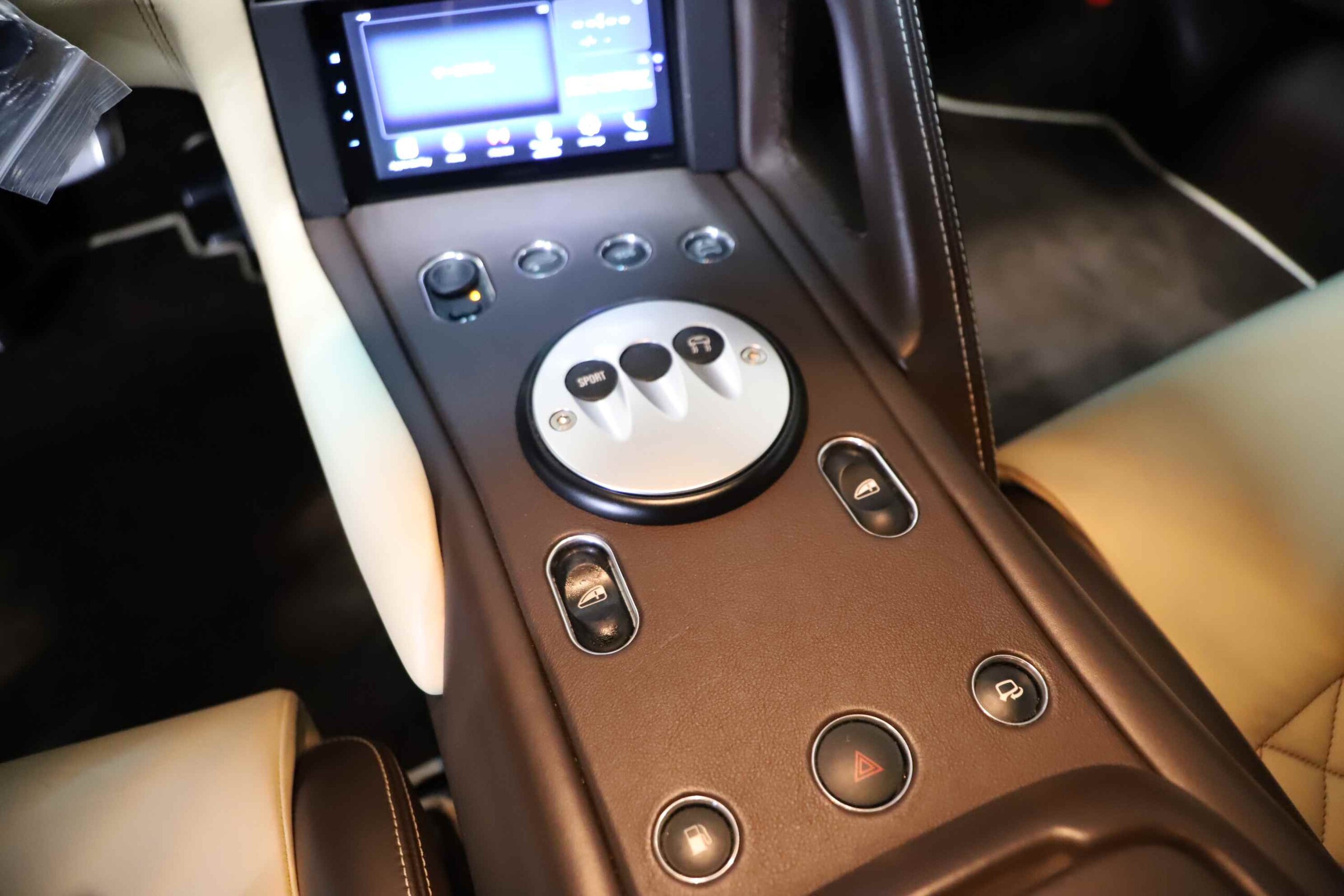 Lamborghini Murcielago LP640 (photo: 7)