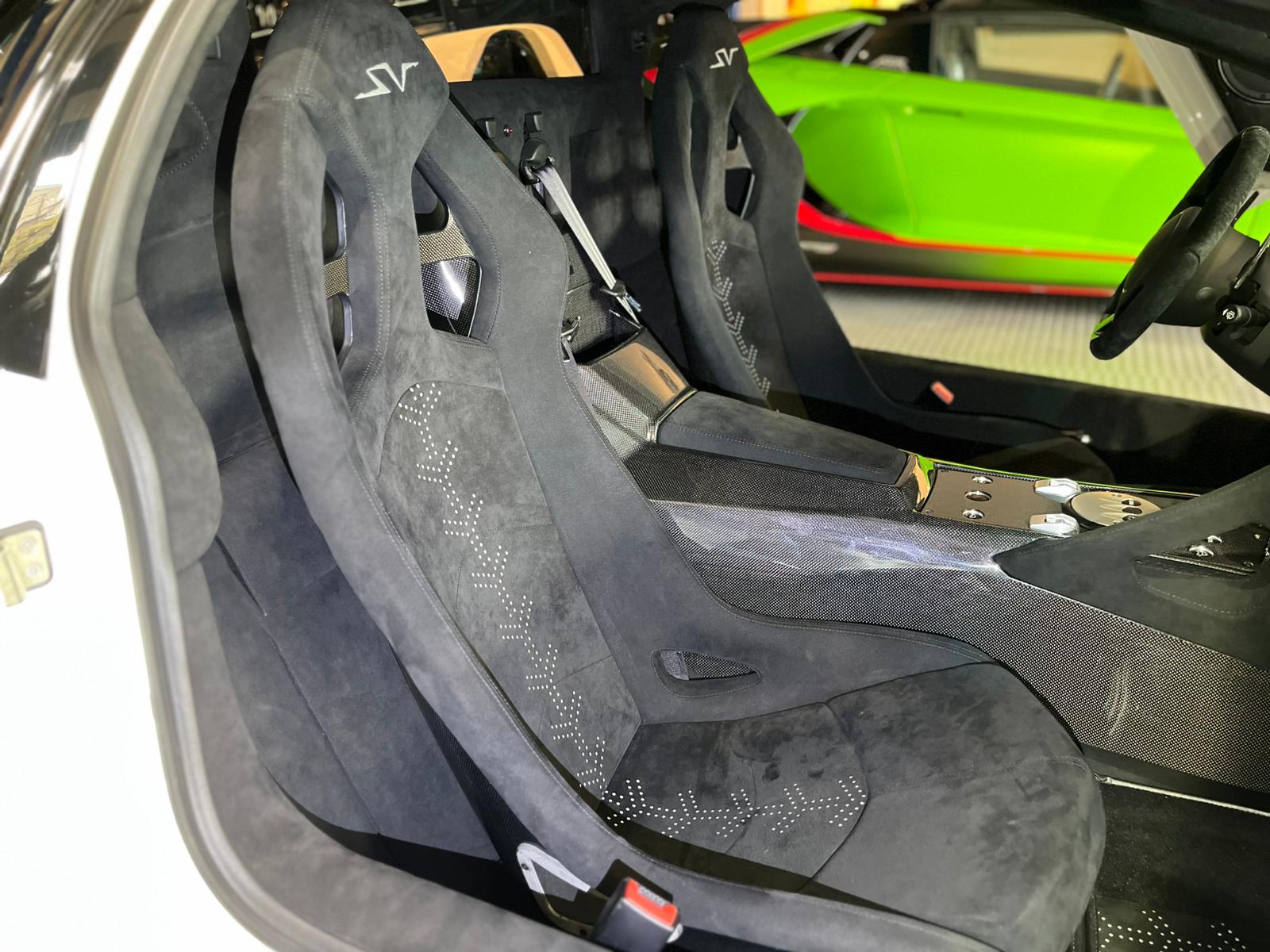 Lamborghini Murcielago LP670-4 SV (photo: 16)