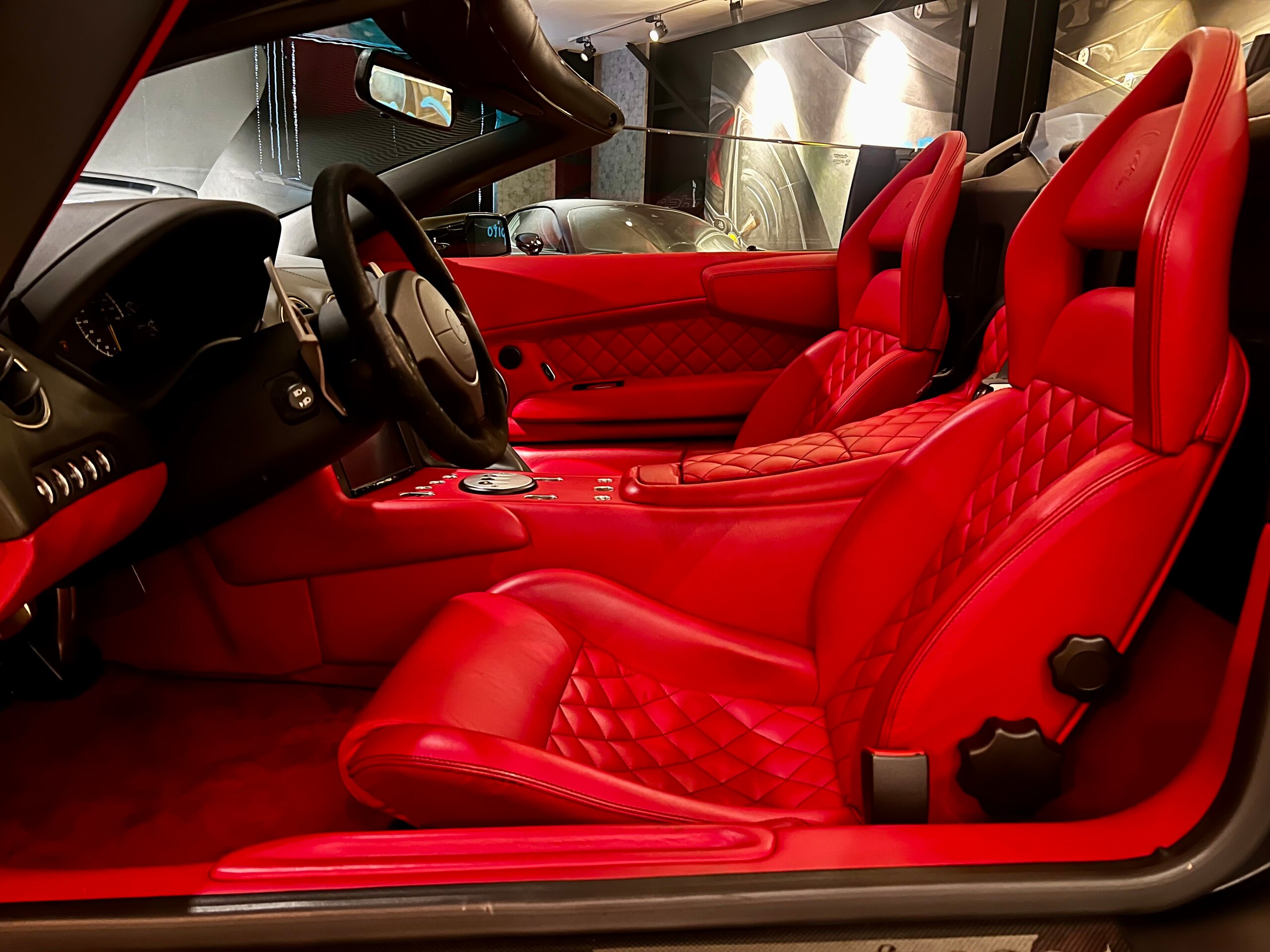 Lamborghini Murcielago Roadster (photo: 7)