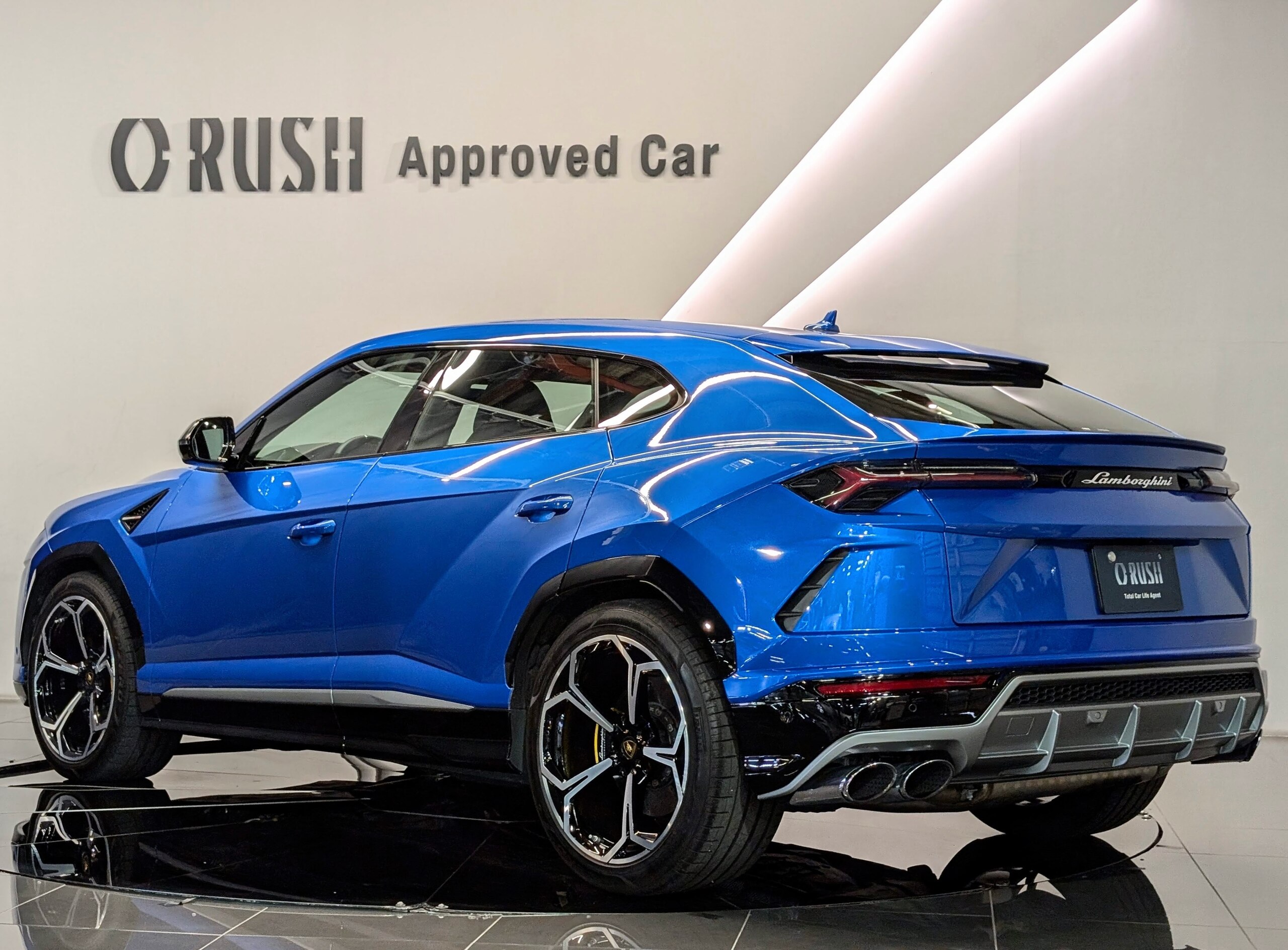 Lamborghini Urus (photo: 3)