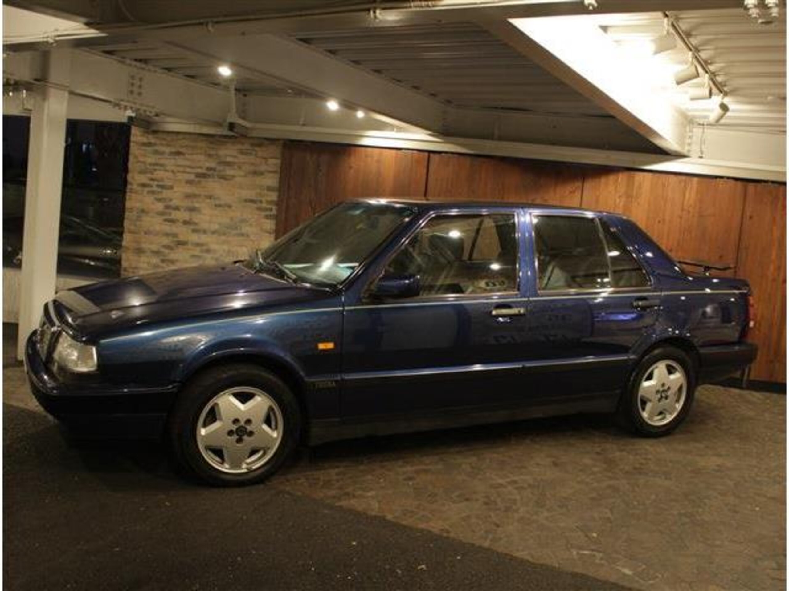 Lancia Thema 8.32 (photo: 2)