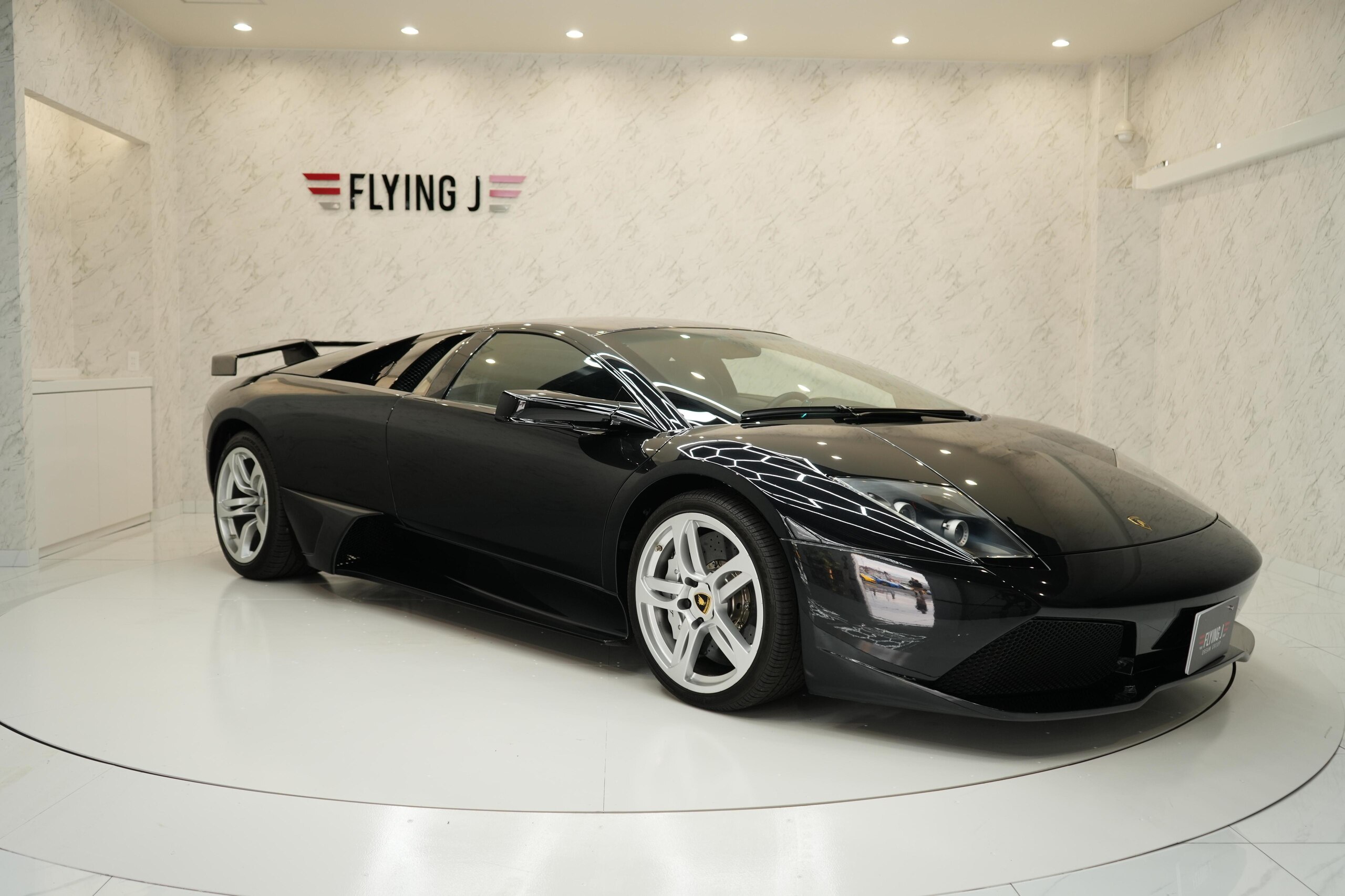 Lamborghini Murcielago LP640 (photo: 2)