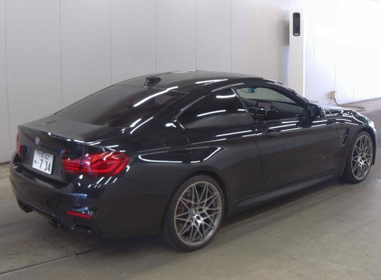 BMW M4 Competition (photo: 2)