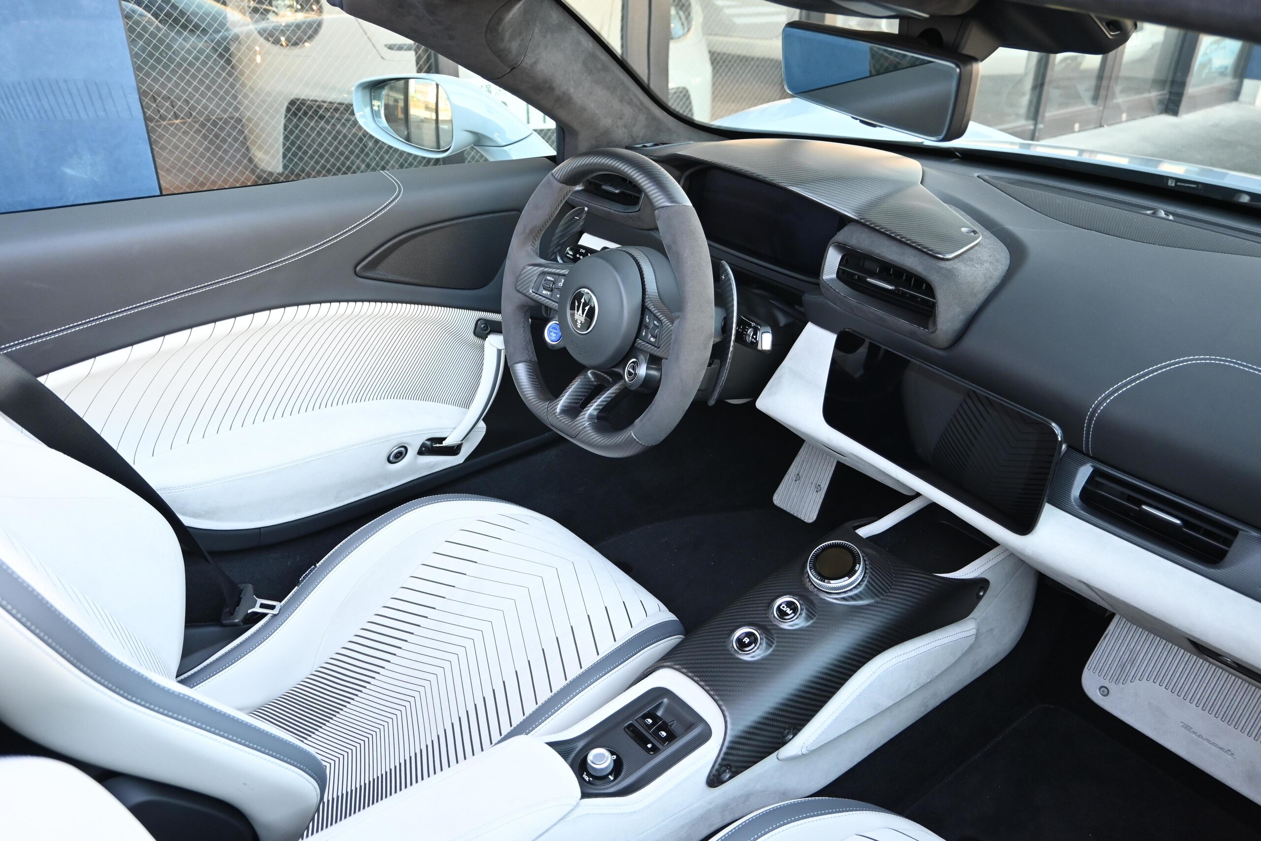 Maserati MC20 Cielo 2023 for sale from Japan - image 43