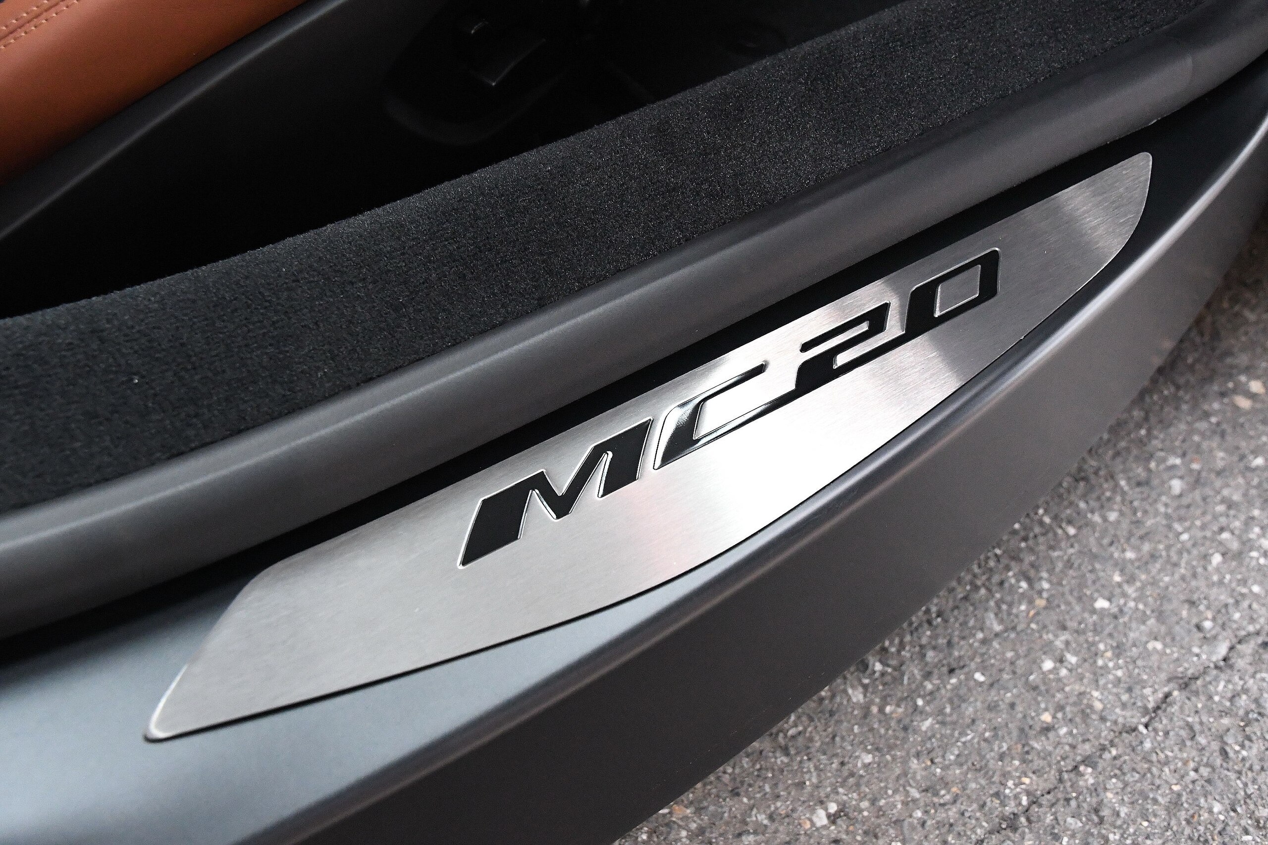 Maserati MC20 Cielo (photo: 18)